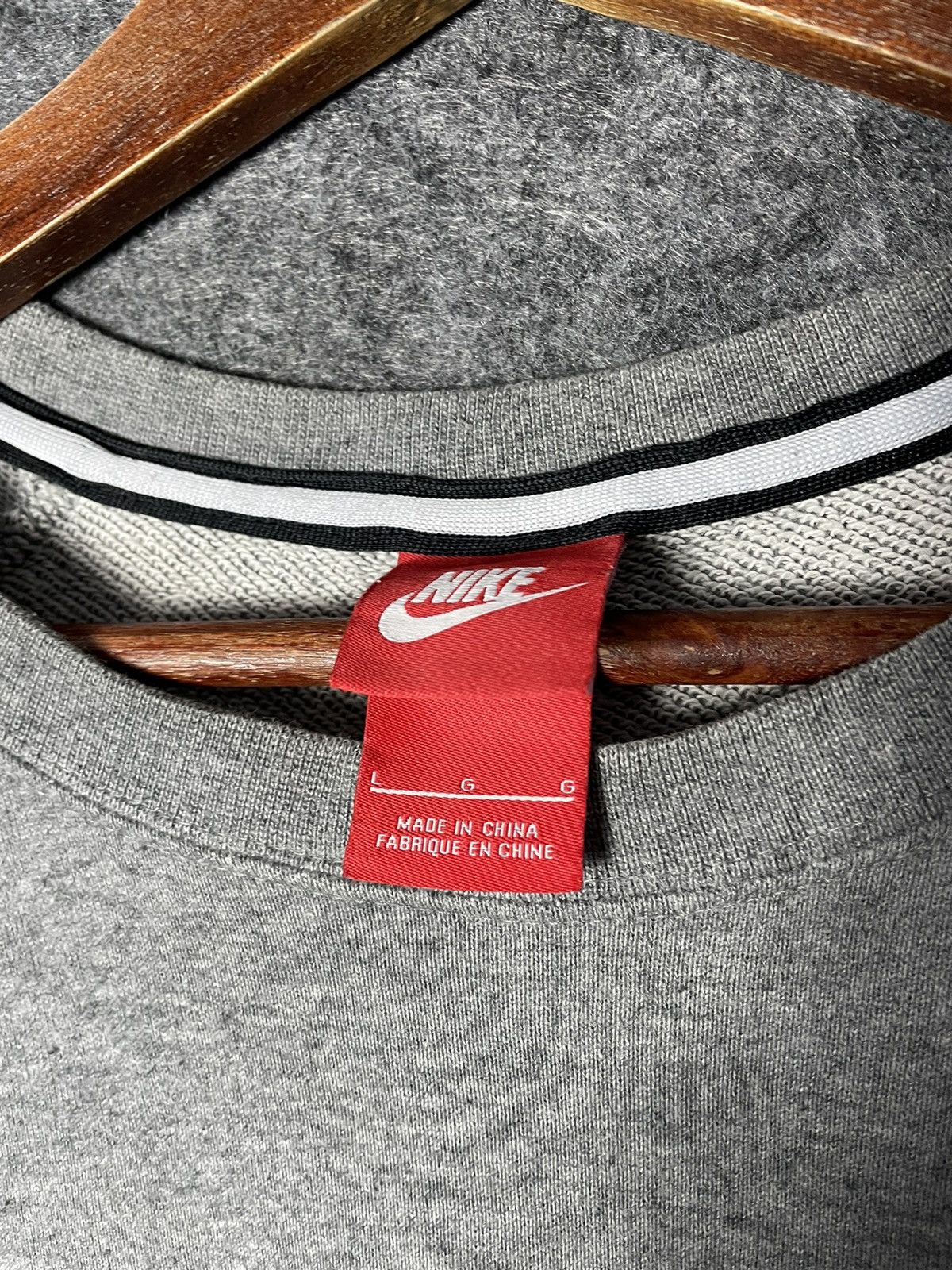 Nike NIKE SWOOSH SWEATSHIRT Size US L / EU 52-54 / 3 - 7 Thumbnail