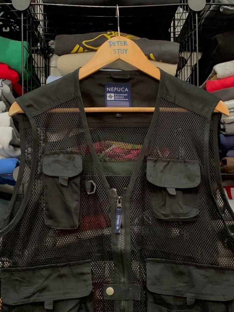Japanese Brand NEPUCA CARGO MULTI-POCKET NET VEST Size US L / EU 52-54 / 3 - 4 Thumbnail