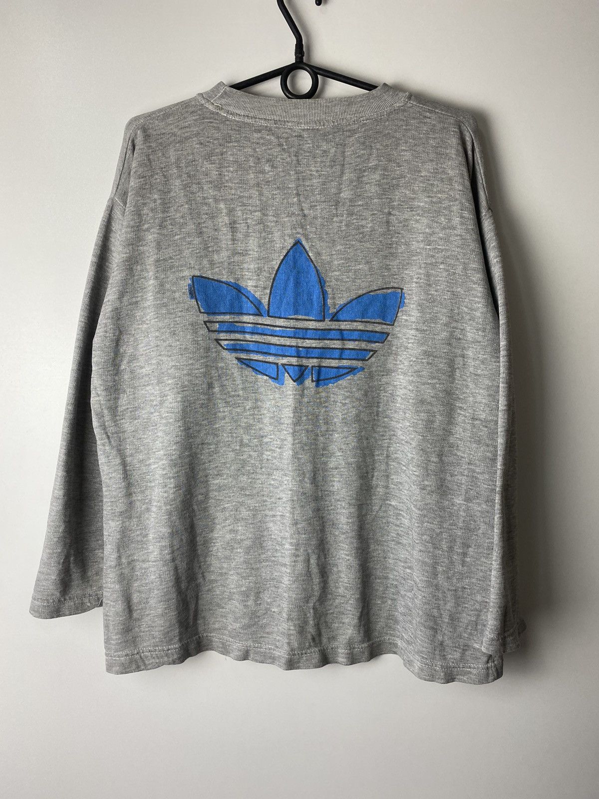 Adidas vintage sweatshirt size S