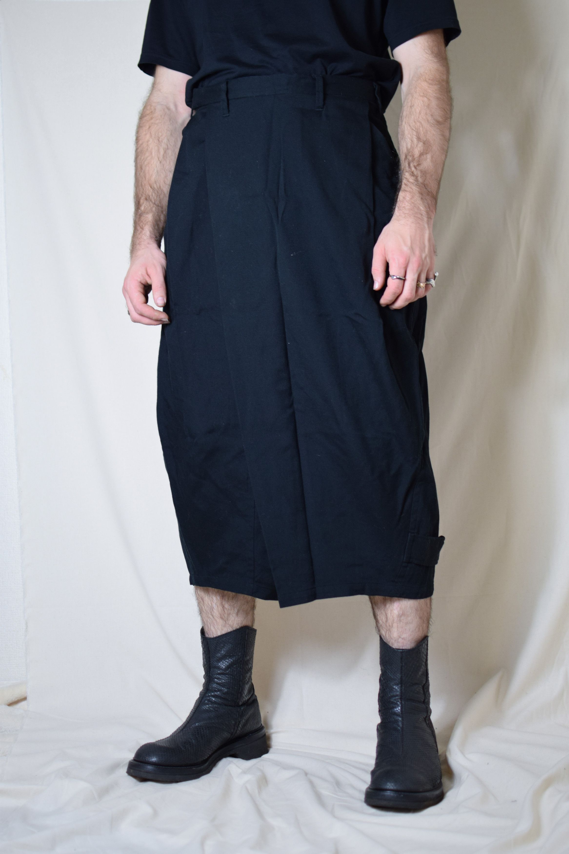 Pre-owned Julius Ps20 Untrue Wrap Pants - 687pam9 In Black | ModeSens