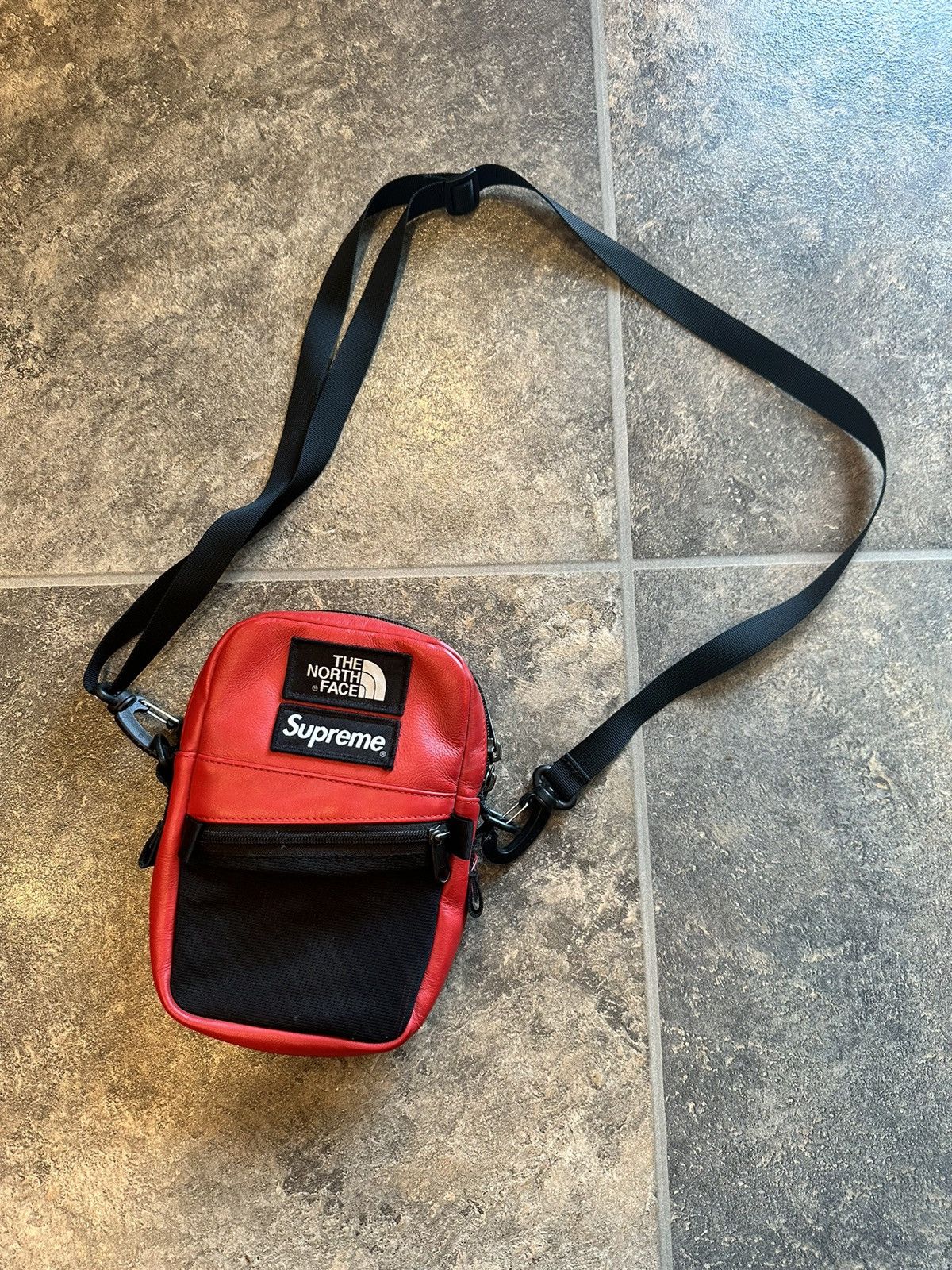 Supreme x the north outlet face leather shoulder bag