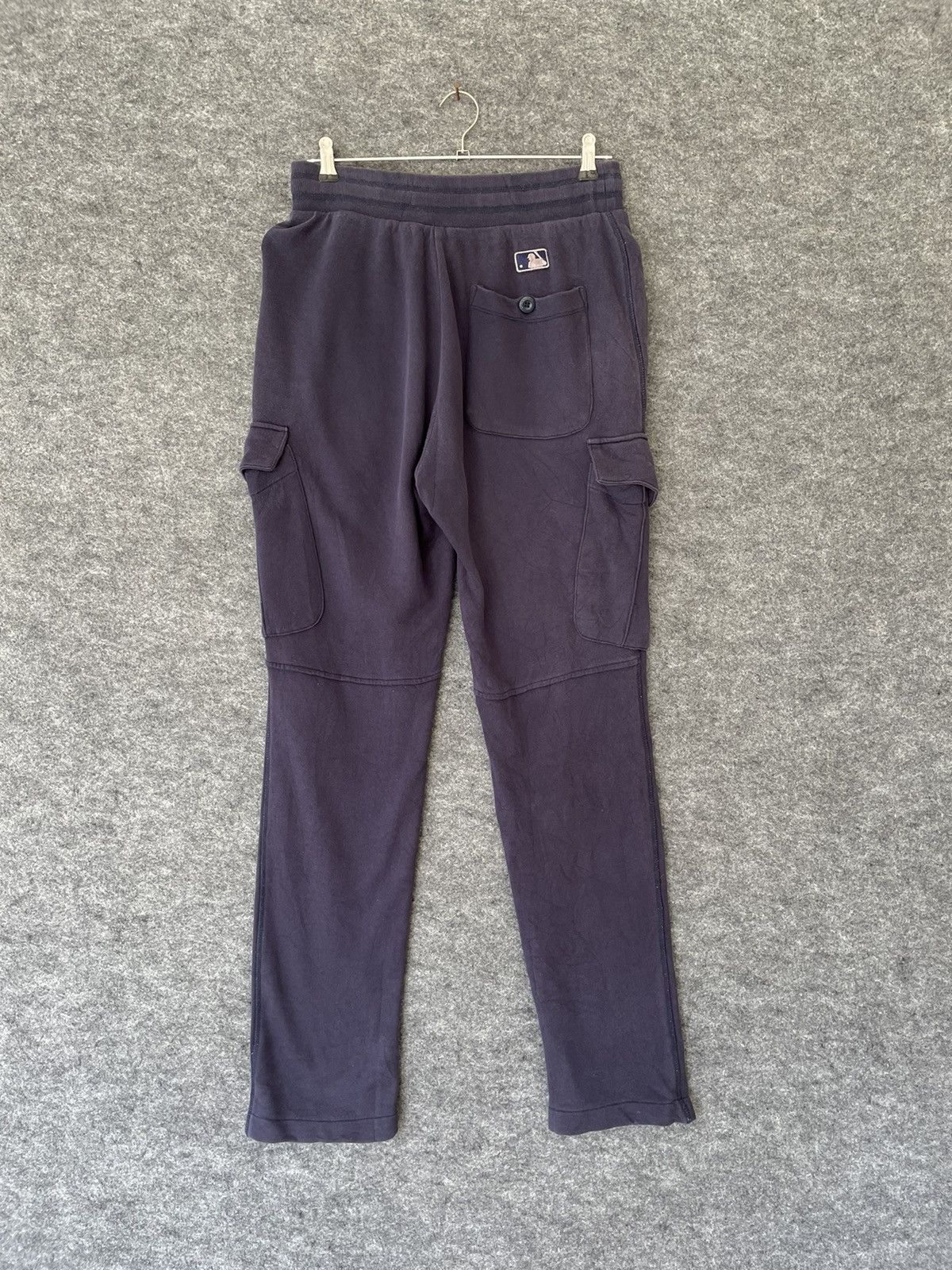 MLB × New York Yankees NEW YORK YANKEES SWEATPANTS Size US 30 / EU 46 - 3 Thumbnail