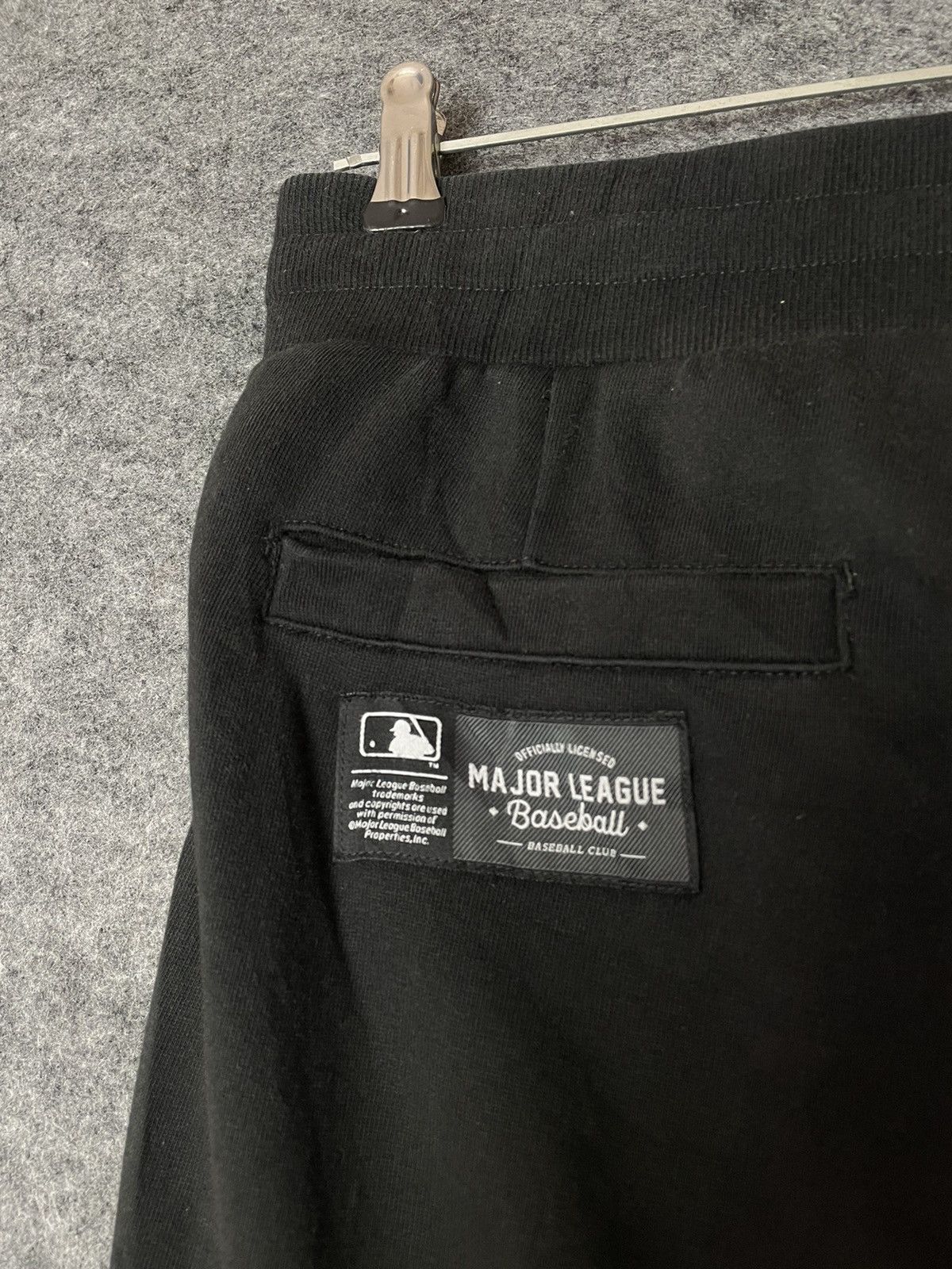 MLB MAJOR LEAGUE BASEBALL SWEATPANTS Size US 30 / EU 46 - 5 Thumbnail