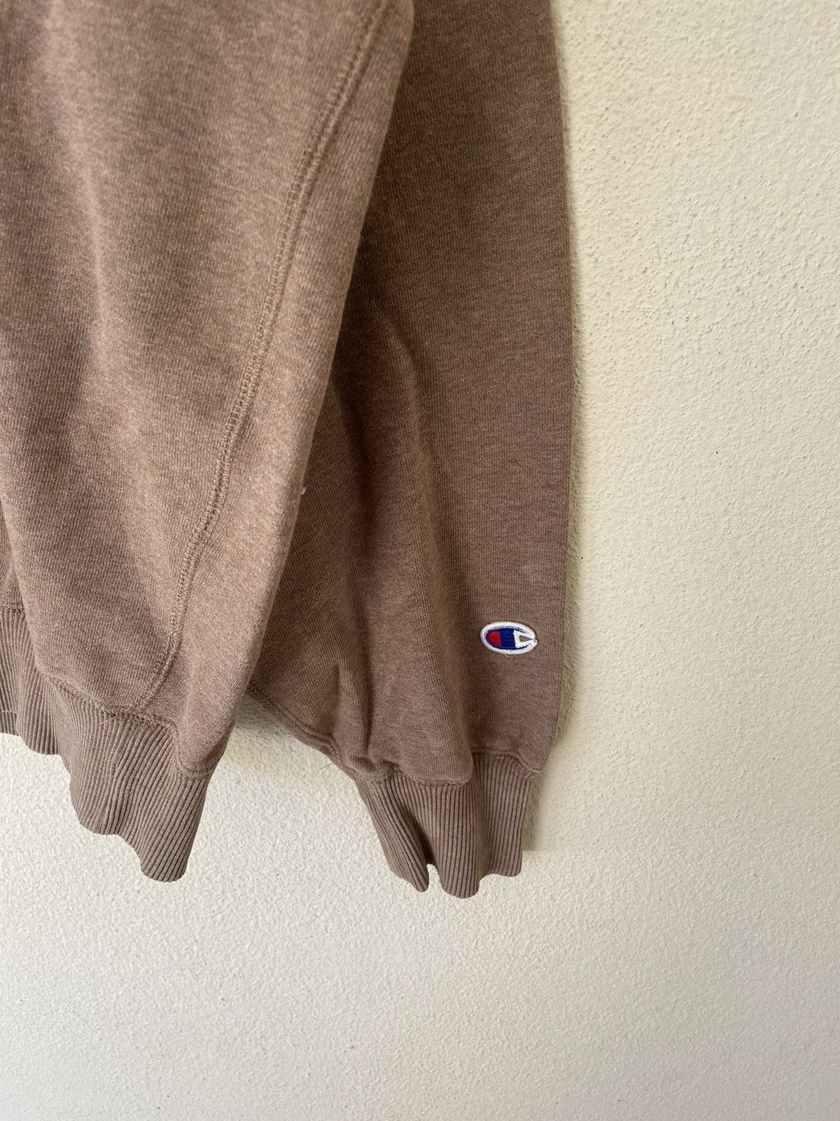 Champion VINTAGE CHAMPION SMALL LOGO SWEATSHIRT Size US L / EU 52-54 / 3 - 8 Thumbnail