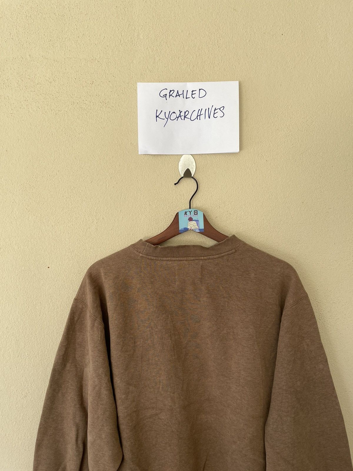 Champion VINTAGE CHAMPION SMALL LOGO SWEATSHIRT Size US L / EU 52-54 / 3 - 7 Thumbnail