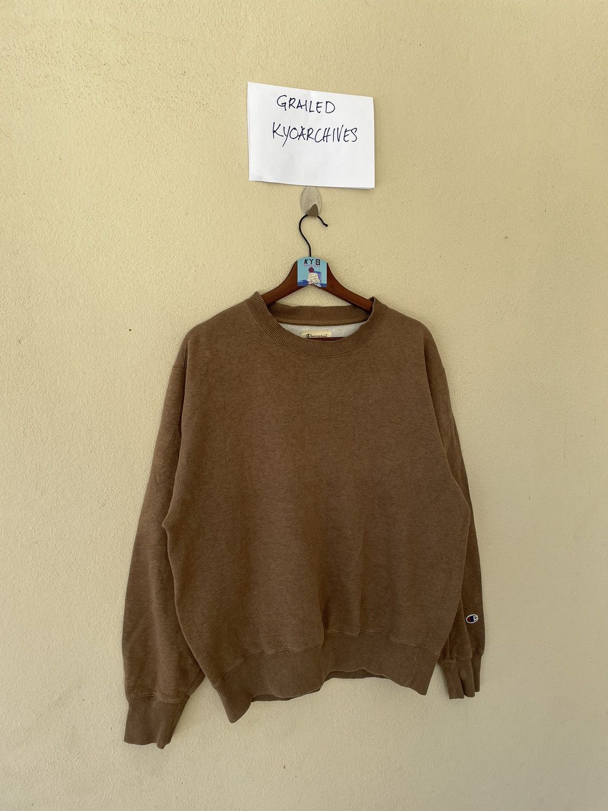Champion VINTAGE CHAMPION SMALL LOGO SWEATSHIRT Size US L / EU 52-54 / 3 - 2 Thumbnail