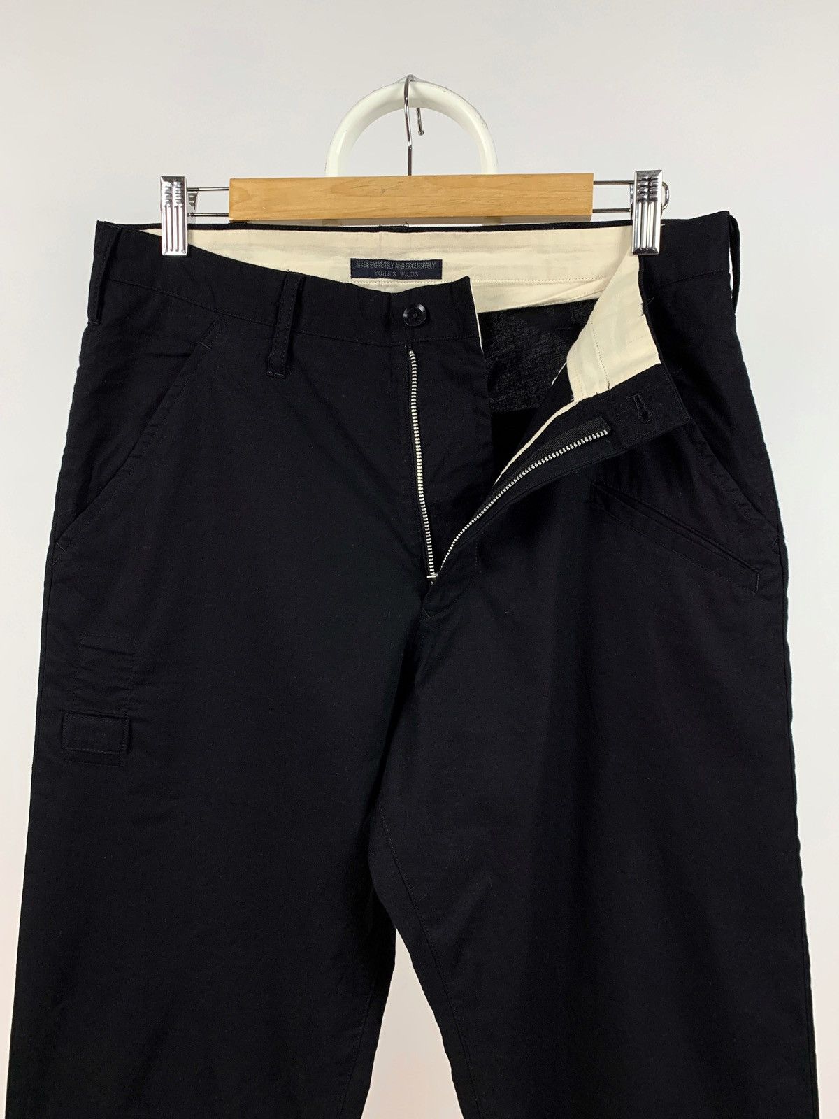 Yohji Yamamoto Yohji Yamamoto Cropped Regulation Black Pants Size US 30 / EU 46 - 18 Thumbnail