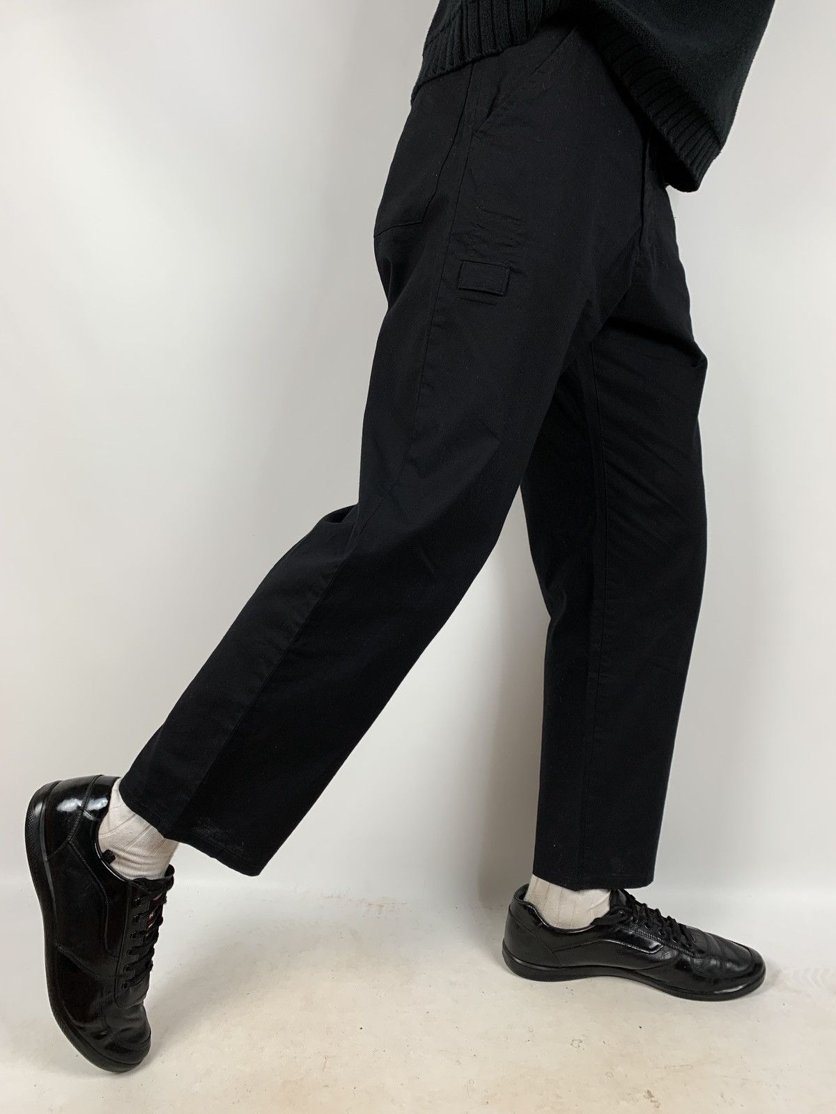 Yohji Yamamoto Yohji Yamamoto Cropped Regulation Black Pants Size US 30 / EU 46 - 5 Thumbnail