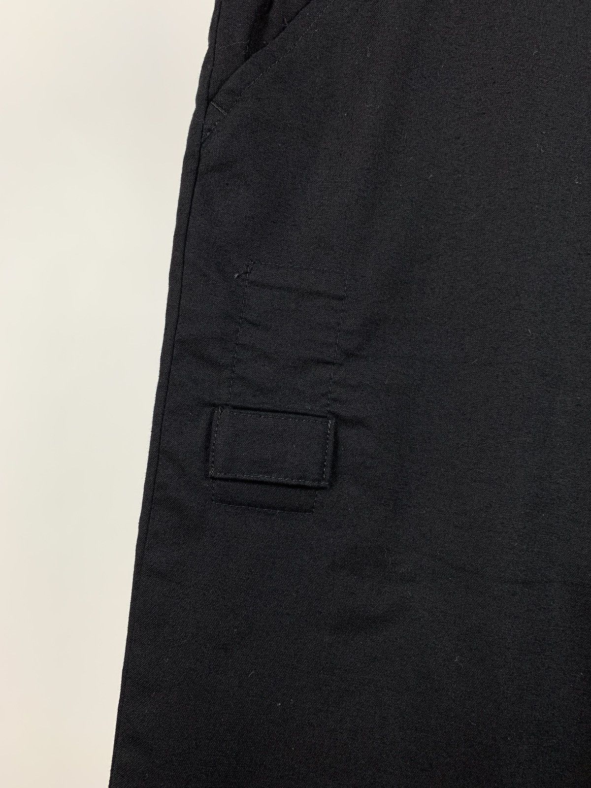 Yohji Yamamoto Yohji Yamamoto Cropped Regulation Black Pants Size US 30 / EU 46 - 19 Thumbnail
