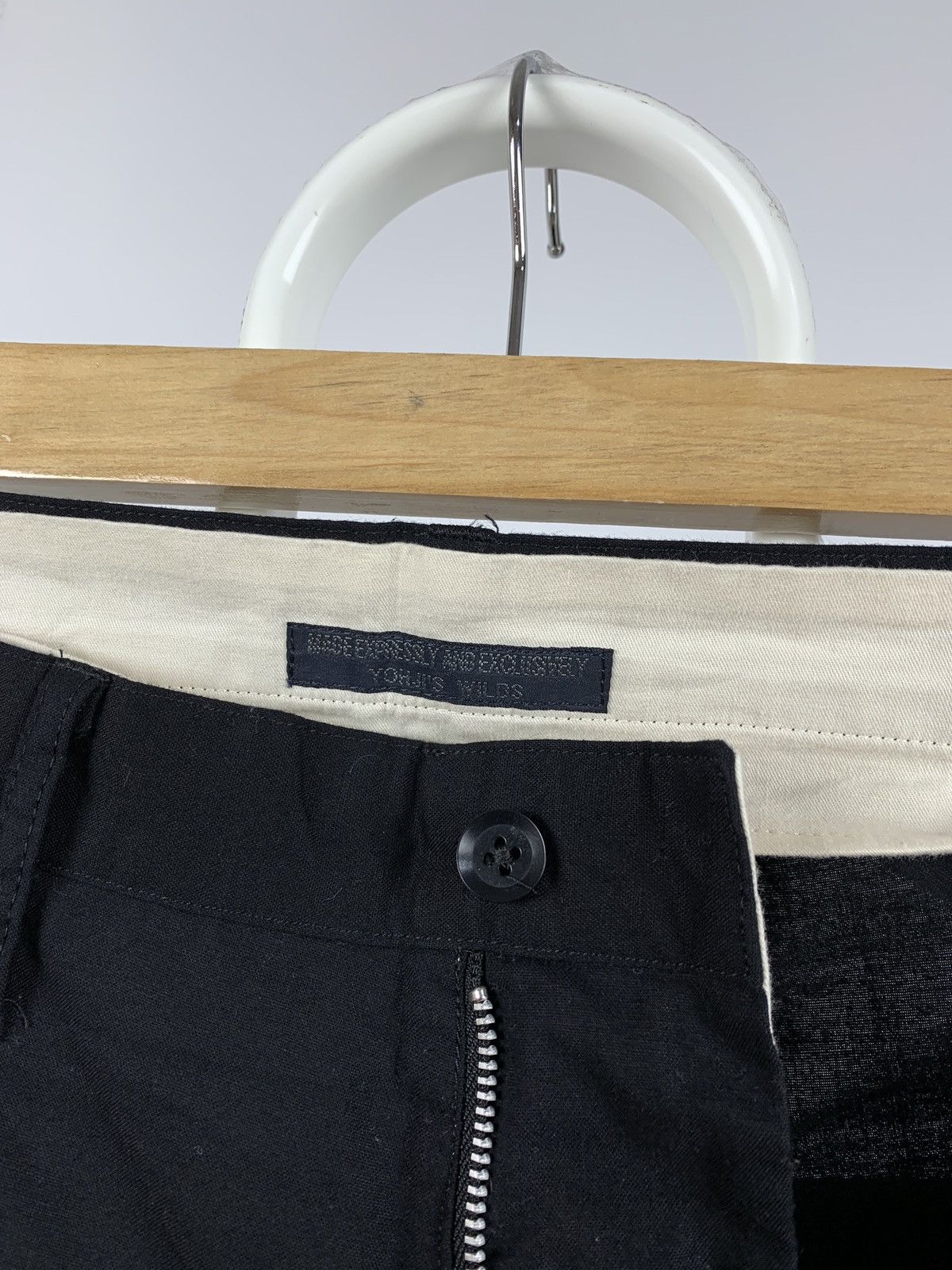 Yohji Yamamoto Yohji Yamamoto Cropped Regulation Black Pants Size US 30 / EU 46 - 20 Thumbnail