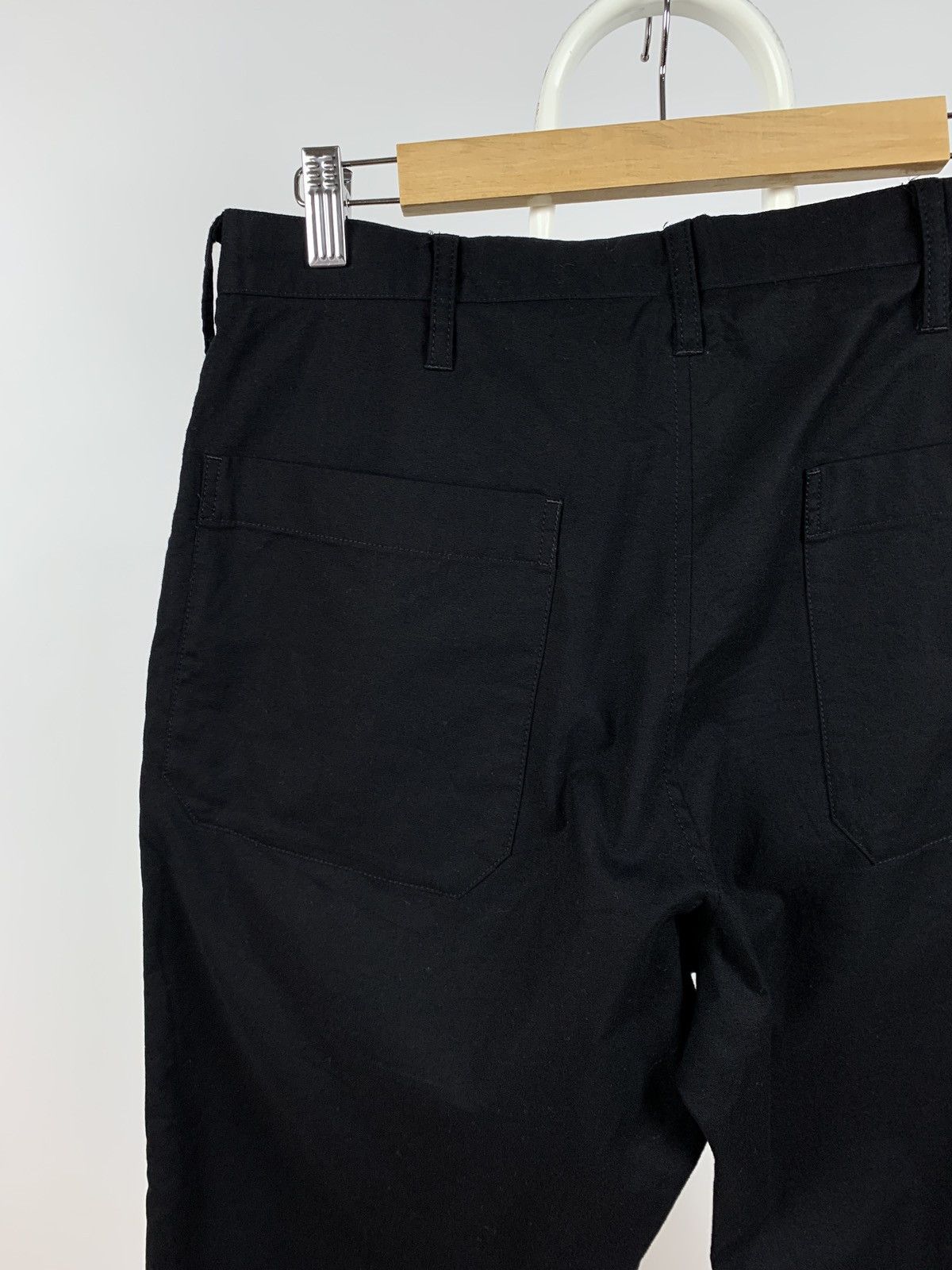 Yohji Yamamoto Yohji Yamamoto Cropped Regulation Black Pants Size US 30 / EU 46 - 11 Thumbnail