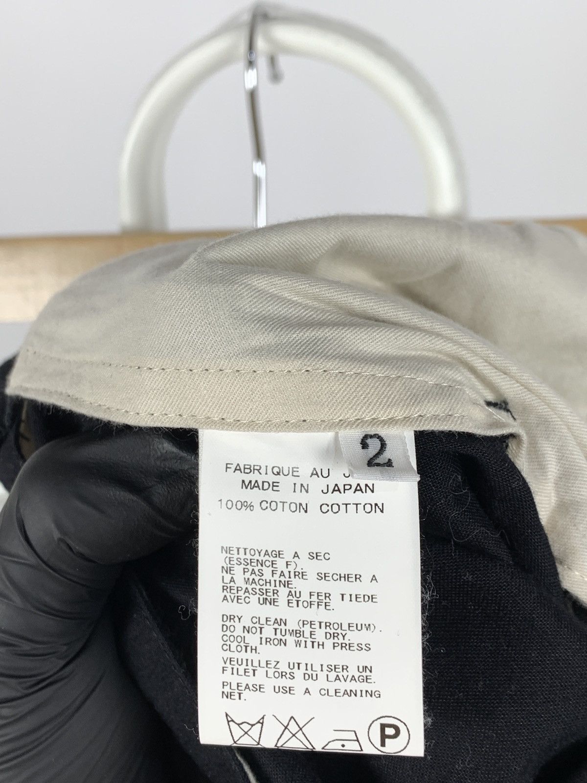 Yohji Yamamoto Yohji Yamamoto Cropped Regulation Black Pants Size US 30 / EU 46 - 21 Thumbnail