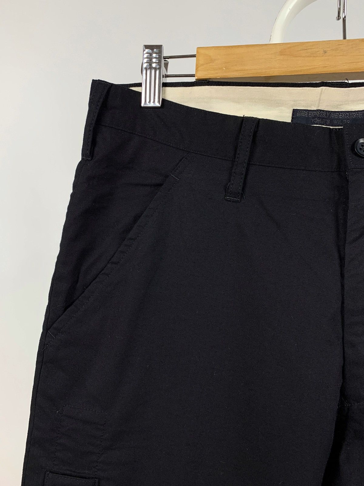 Yohji Yamamoto Yohji Yamamoto Cropped Regulation Black Pants Size US 30 / EU 46 - 15 Thumbnail
