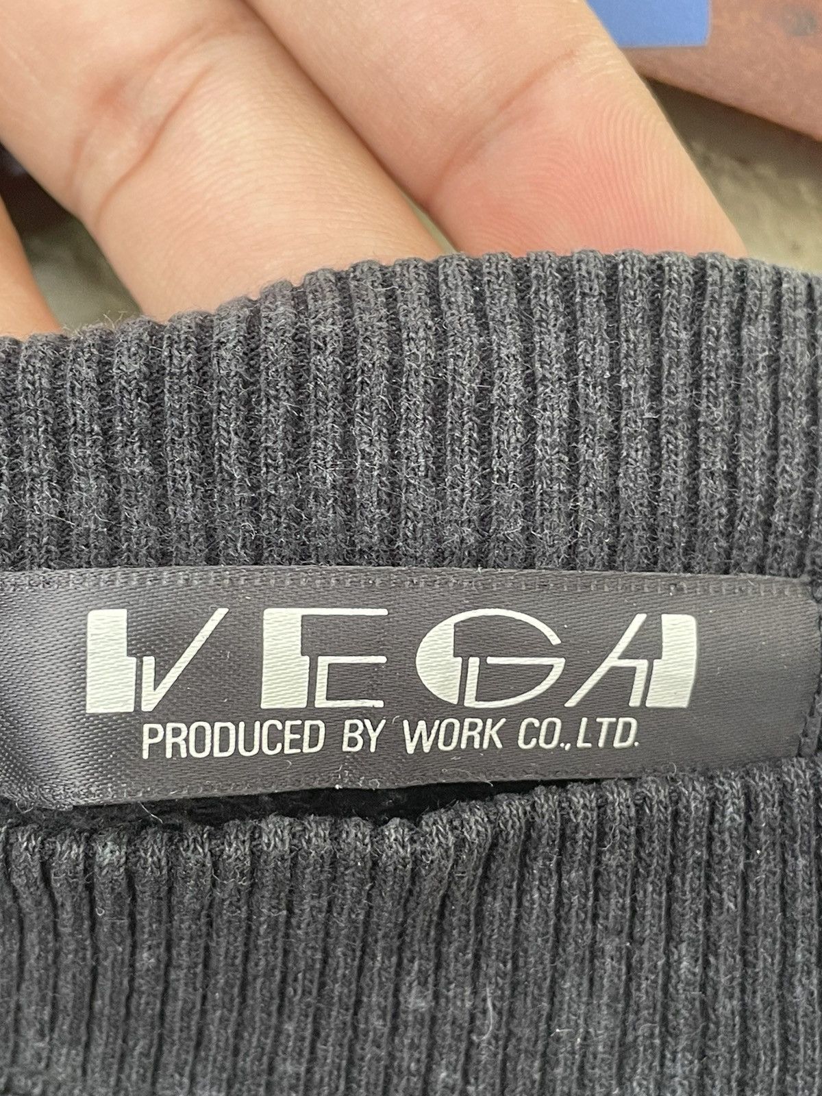Japanese Brand VINTAGE VEGA WORK DESIGN SWEATSHIRT Size US M / EU 48-50 / 2 - 7 Thumbnail