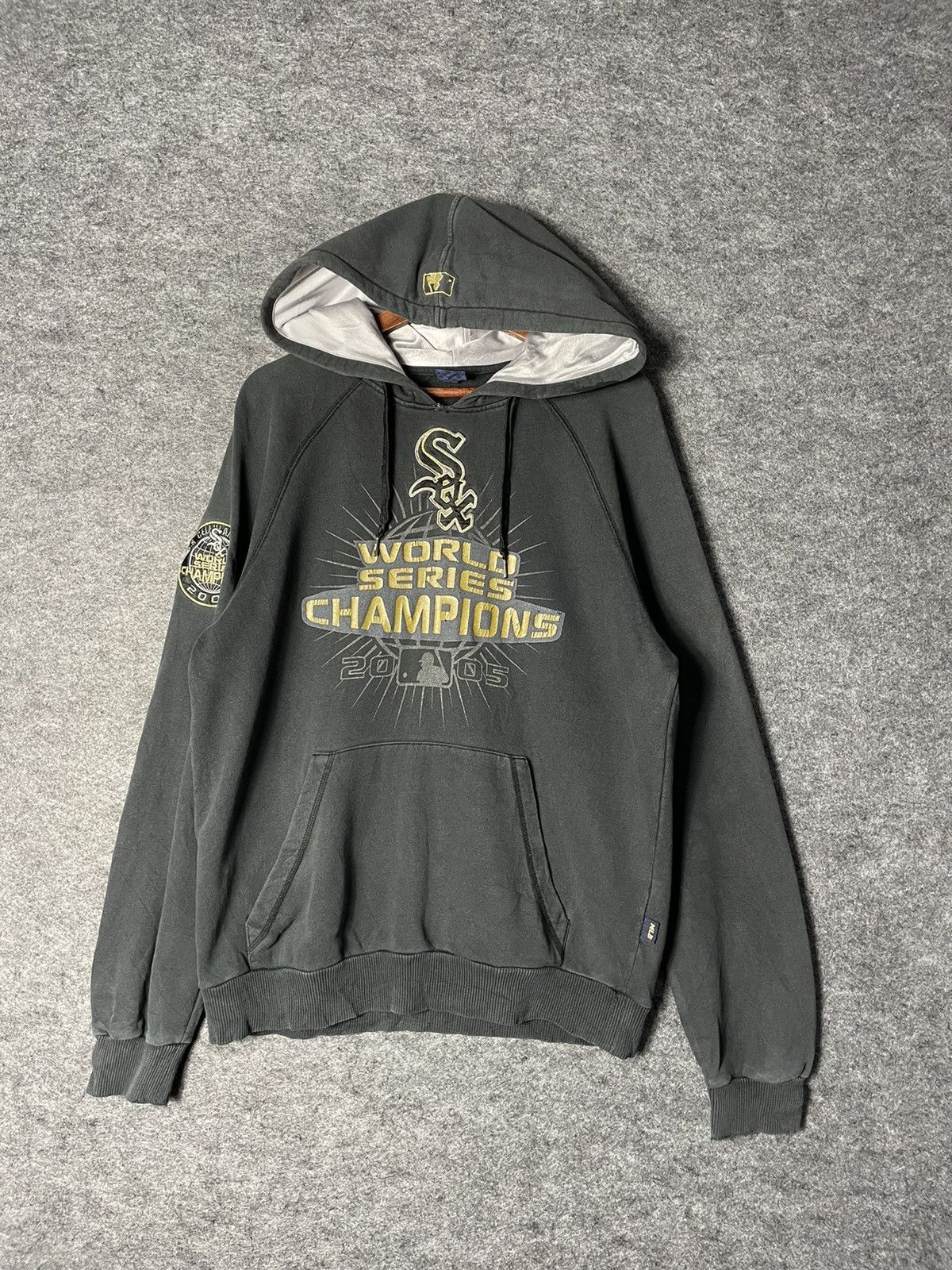 MLB MAJOR LEAGUE BASEBALL 2005 CHAMPIONSHIP HOODIE Size US L / EU 52-54 / 3 - 1 Thumbnail
