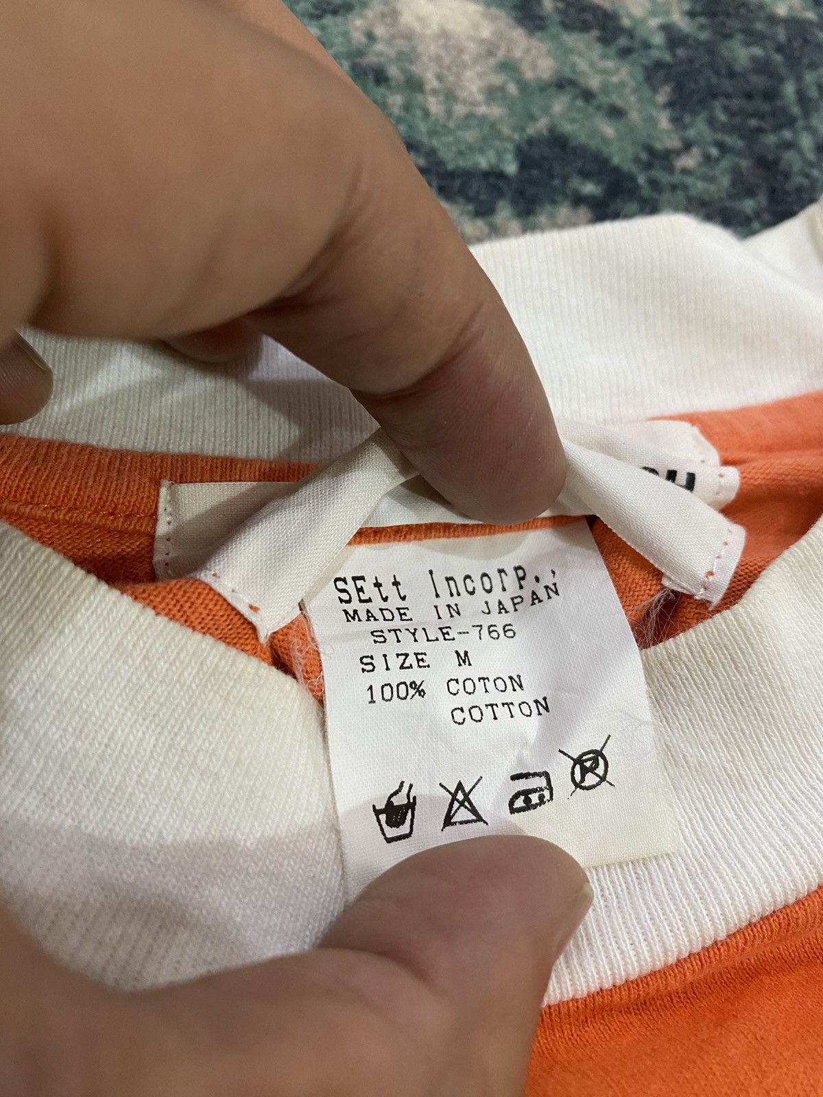 General Research SS00 "Think Global, Act Local" Tee Size US M / EU 48-50 / 2 - 6 Thumbnail