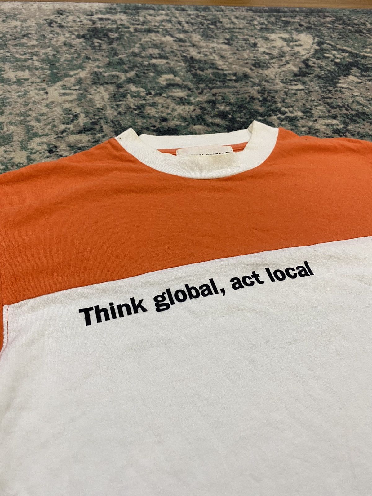 General Research SS00 "Think Global, Act Local" Tee Size US M / EU 48-50 / 2 - 5 Thumbnail