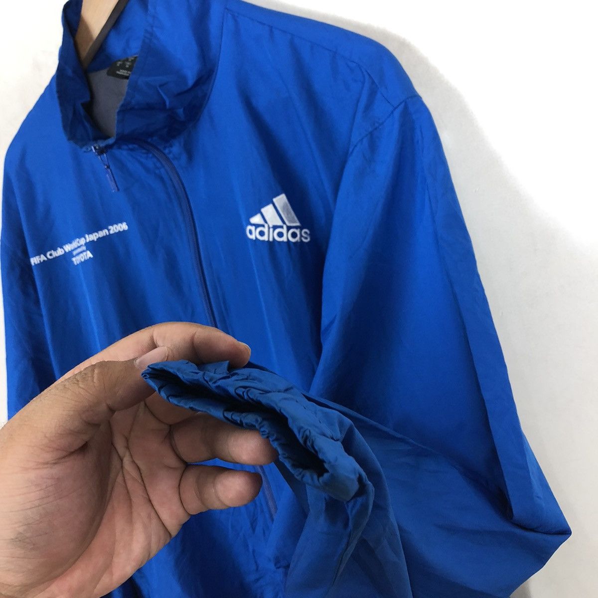 Adidas VINTAGE 06' FIFA WORLD CUP JAPAN ADIDAS TOYOTA BIG LOGO Size US M / EU 48-50 / 2 - 10 Thumbnail
