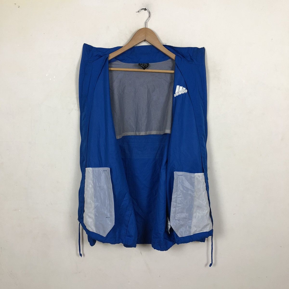 Adidas VINTAGE 06' FIFA WORLD CUP JAPAN ADIDAS TOYOTA BIG LOGO Size US M / EU 48-50 / 2 - 11 Thumbnail