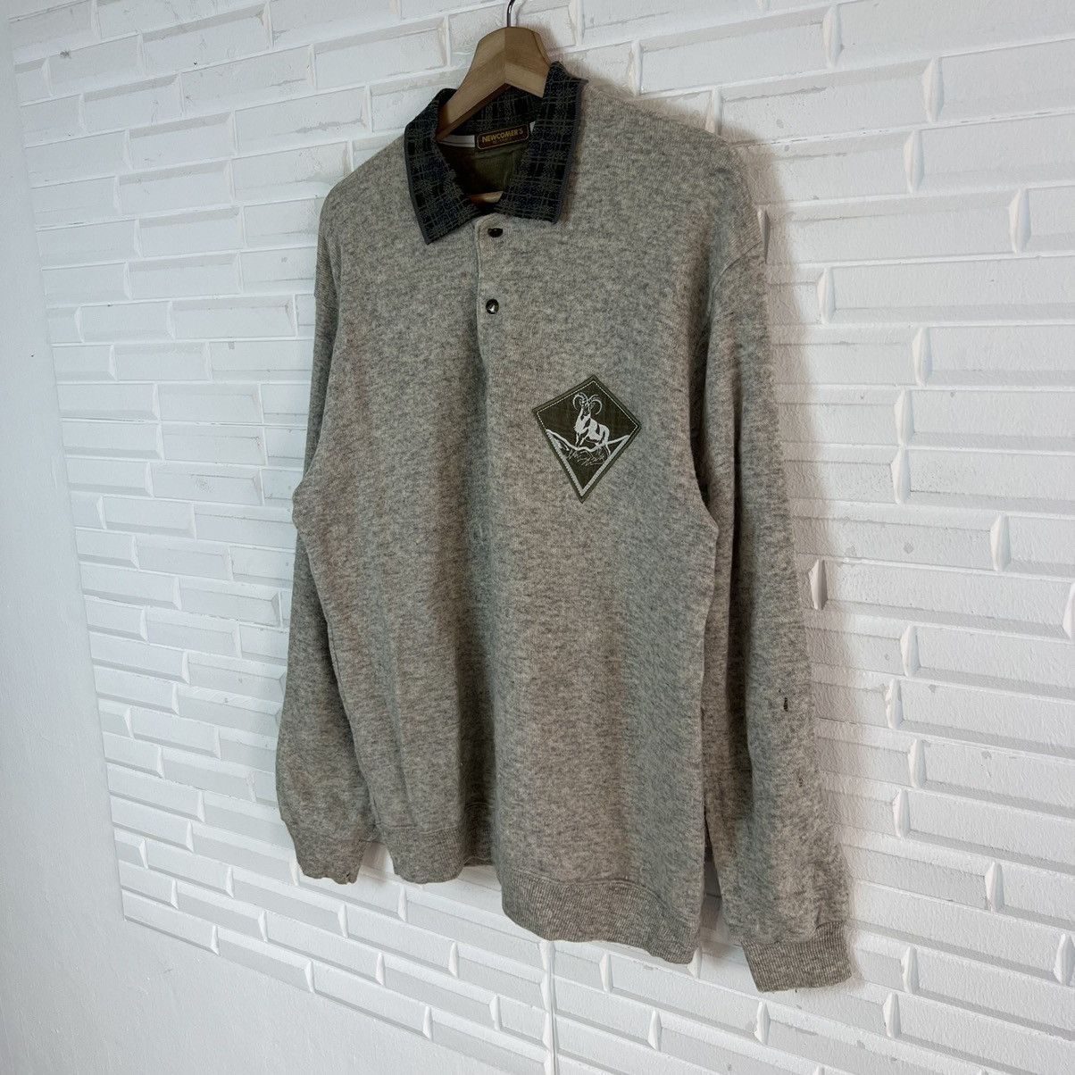 Japanese Brand VINTAGE SWEATSHIRT COLLAR NEWCOMER’S BE TIMES BIG LOGO Size US L / EU 52-54 / 3 - 2 Thumbnail