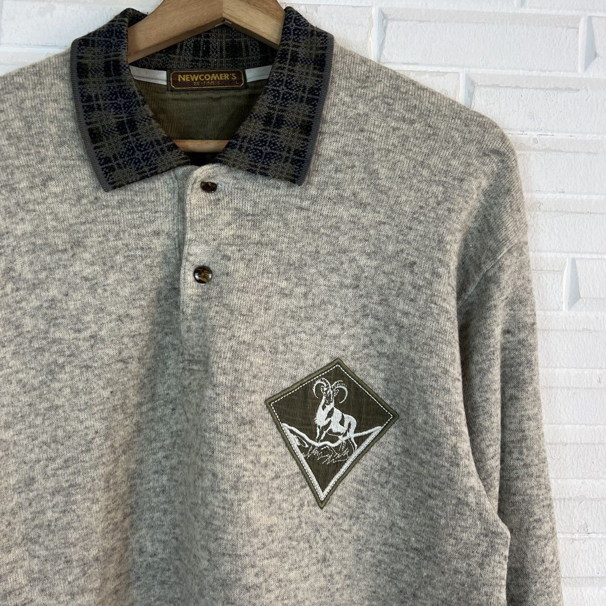 Japanese Brand VINTAGE SWEATSHIRT COLLAR NEWCOMER’S BE TIMES BIG LOGO Size US L / EU 52-54 / 3 - 3 Thumbnail