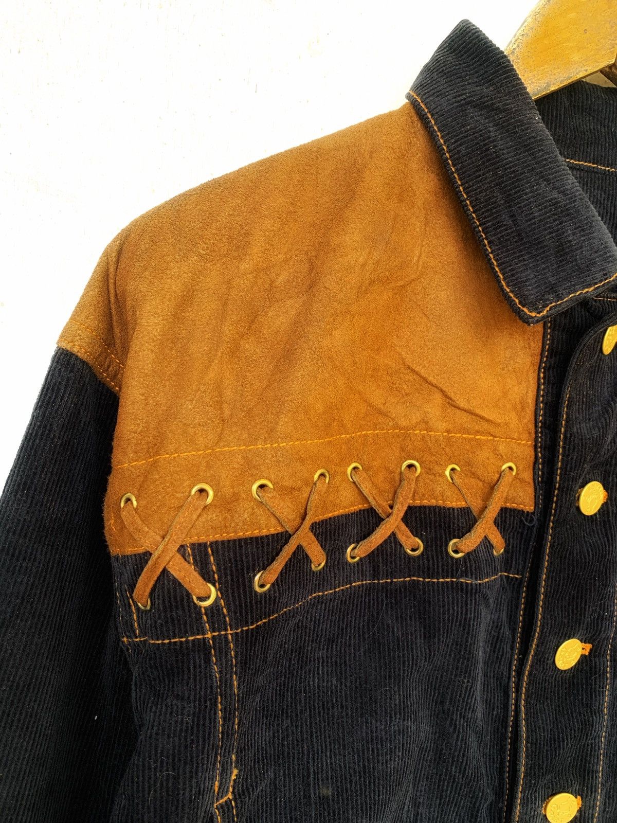 Junko Shimada vintage corduroy X Suede Button ups Crop jacket. Size L / US 10 / IT 46 - 5 Thumbnail