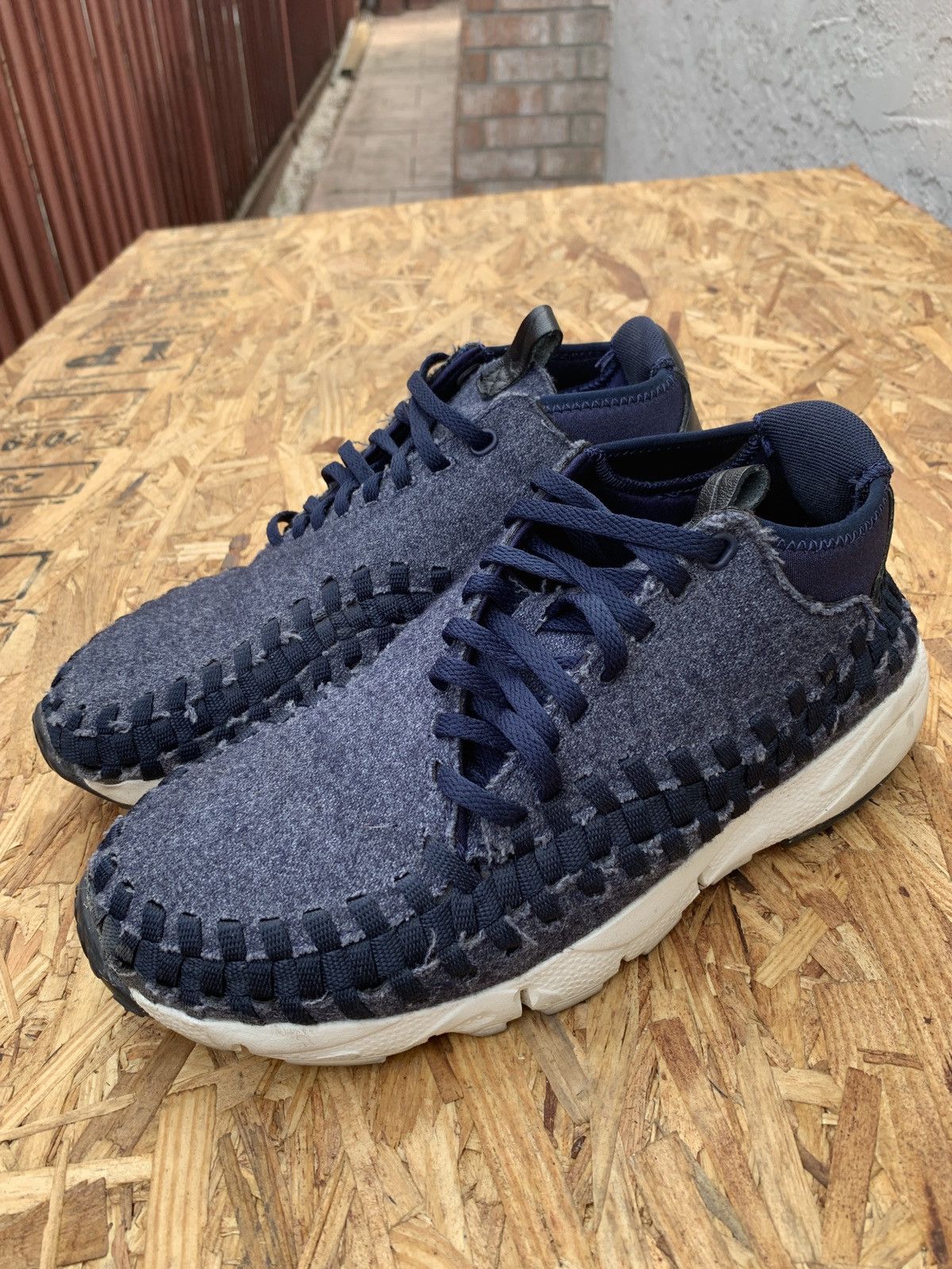Nike Nike Footscape Woven Sz 9 Size US 9 / EU 42 - 4 Thumbnail