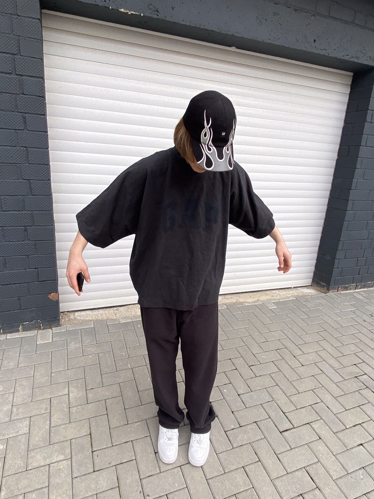 Gap × Yeezy Yeezy Gap Dove No Seam Tee by Balenciaga Size US L / EU 52-54 / 3 - 8 Thumbnail