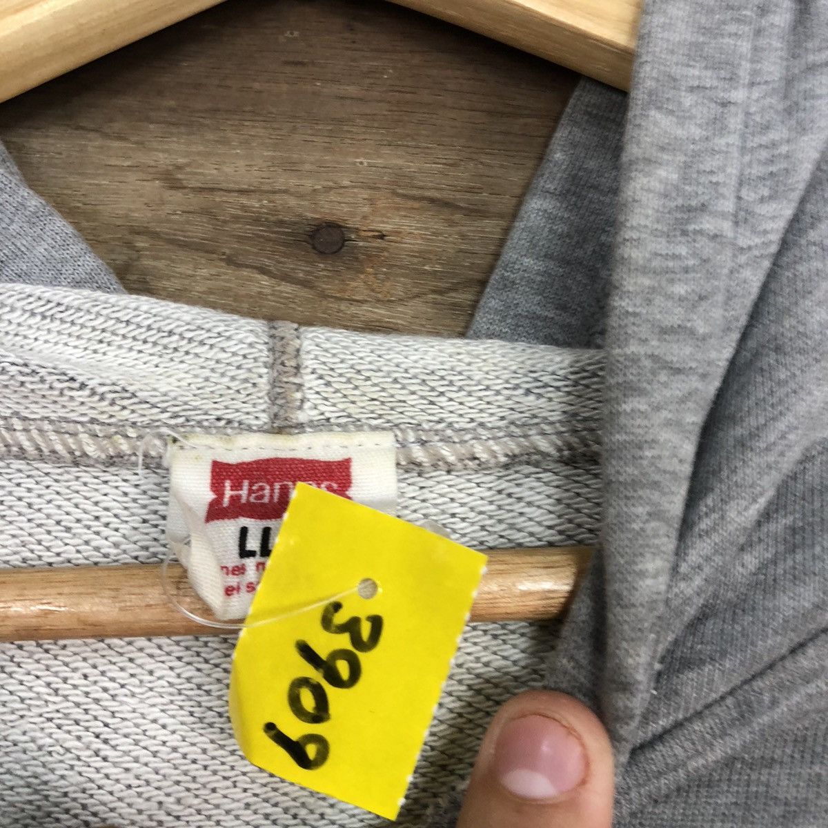 Hanes × Vintage Vtg Hanes Grey distressed Sweatshirt #3909 Size US L / EU 52-54 / 3 - 11 Thumbnail