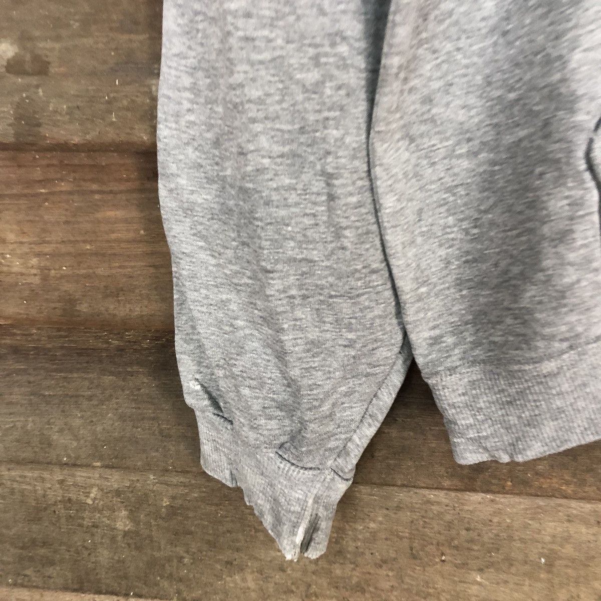 Hanes × Vintage Vtg Hanes Grey distressed Sweatshirt #3909 Size US L / EU 52-54 / 3 - 6 Thumbnail