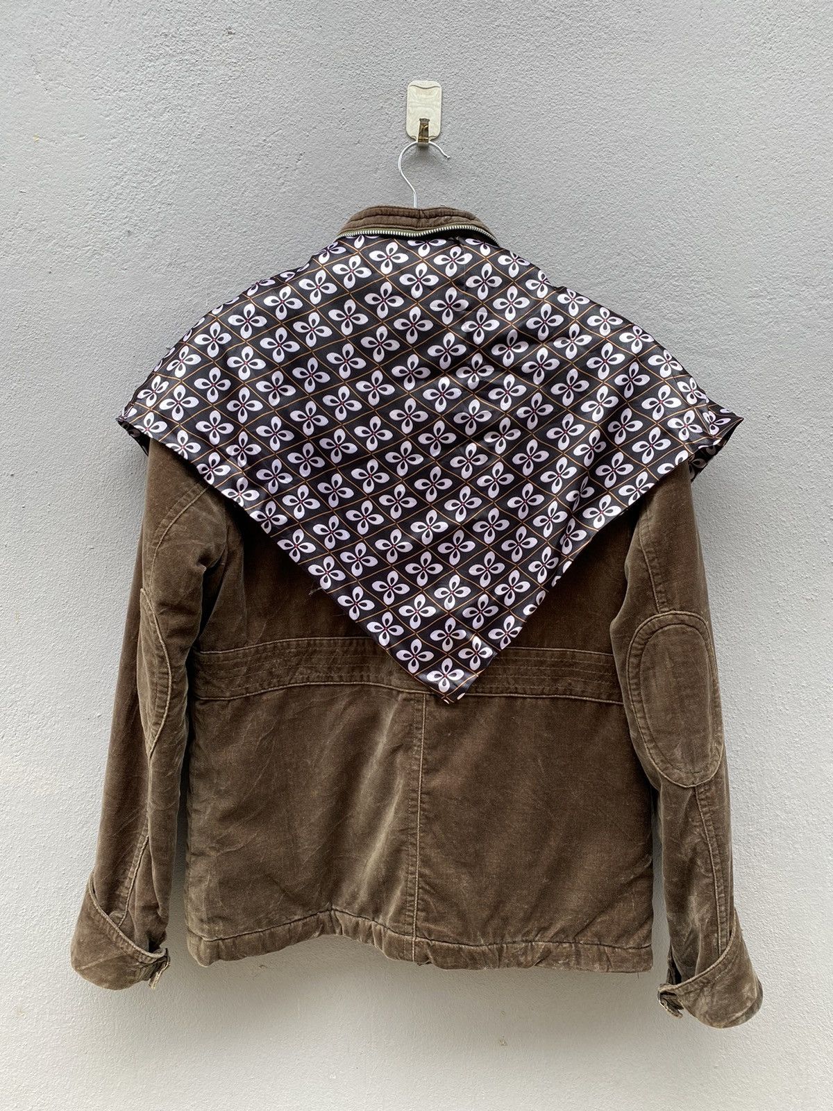 Beauty Beast Japanese Brand Multipocket Velvet Jacket + Scarf RARE Design Size US L / EU 52-54 / 3 - 2 Thumbnail