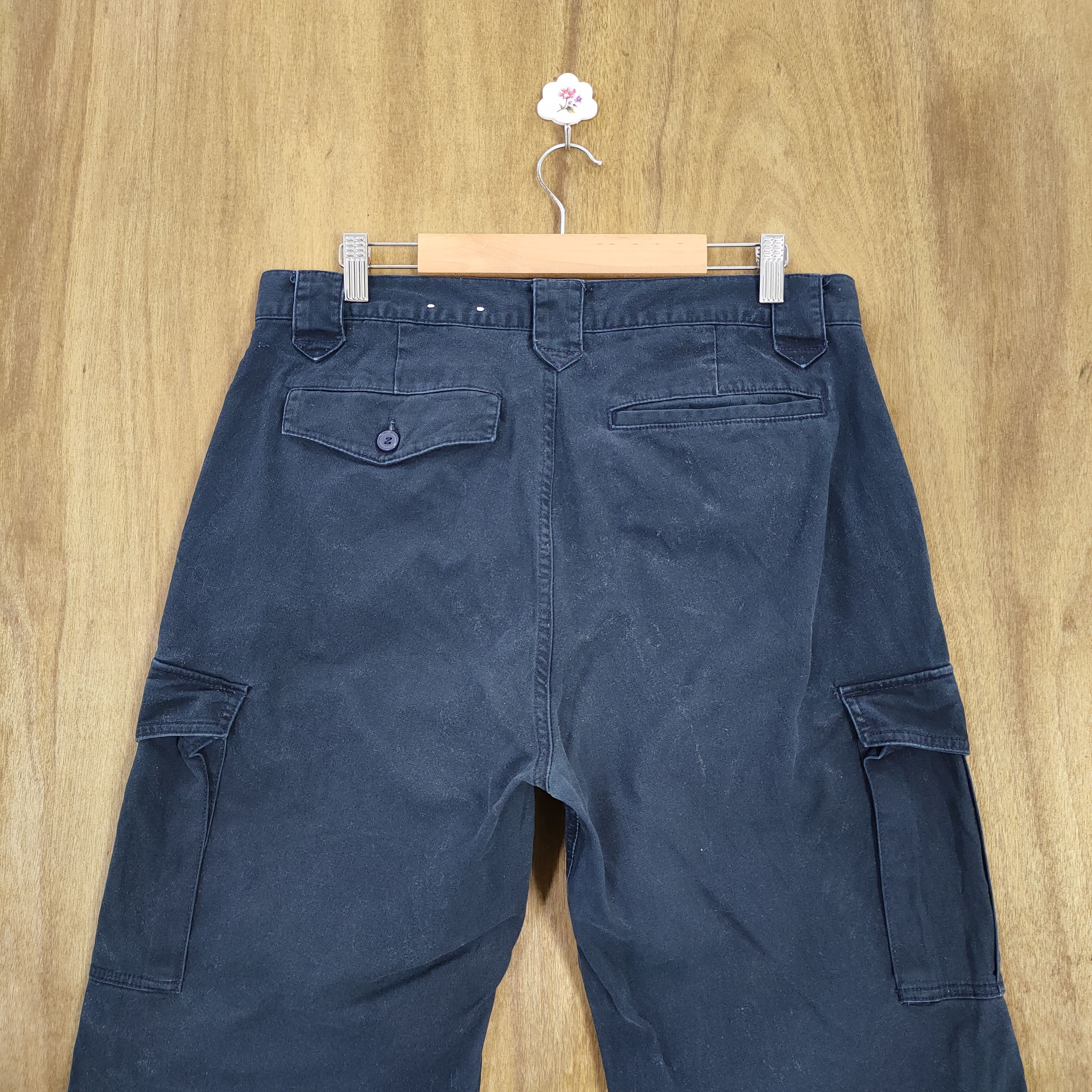 Japanese Brand VINTAGE JAPANESE BRAND FADED WORKWEAR CARGO PANTS Size US 33 - 9 Thumbnail