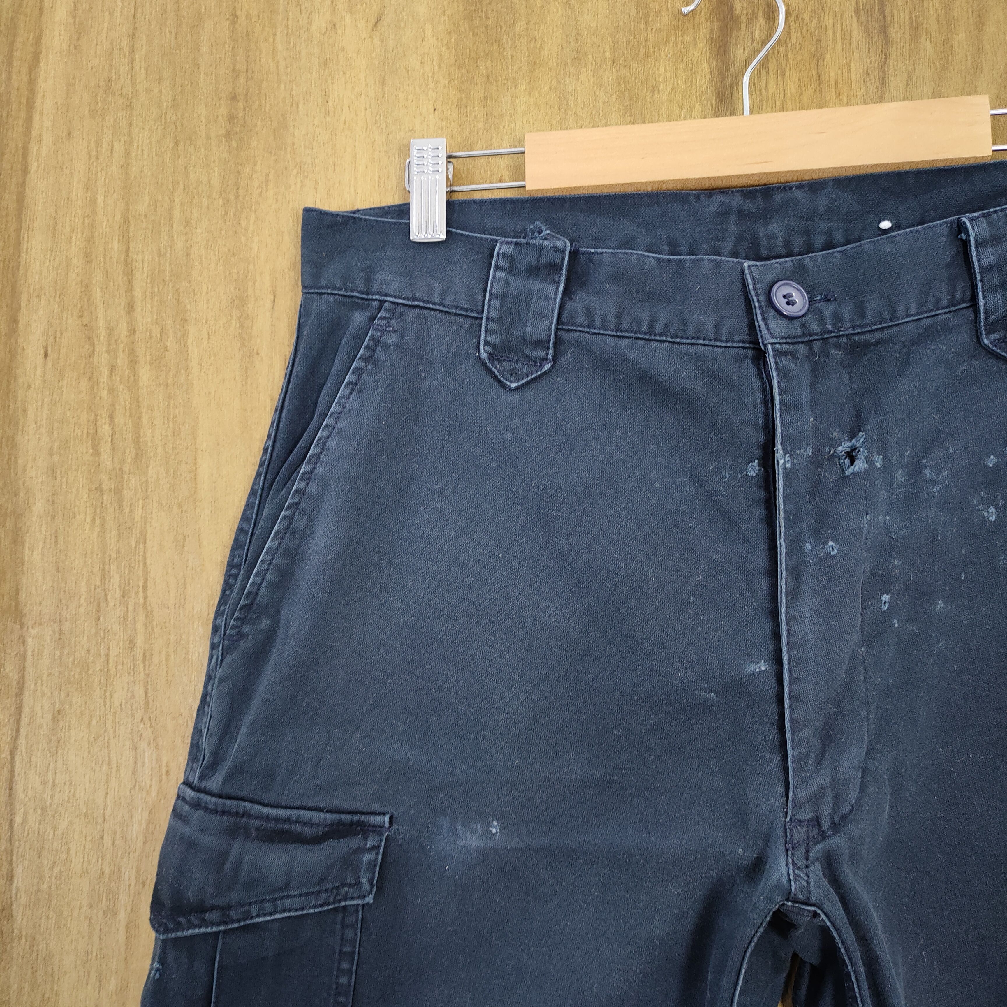 Japanese Brand VINTAGE JAPANESE BRAND FADED WORKWEAR CARGO PANTS Size US 33 - 4 Thumbnail