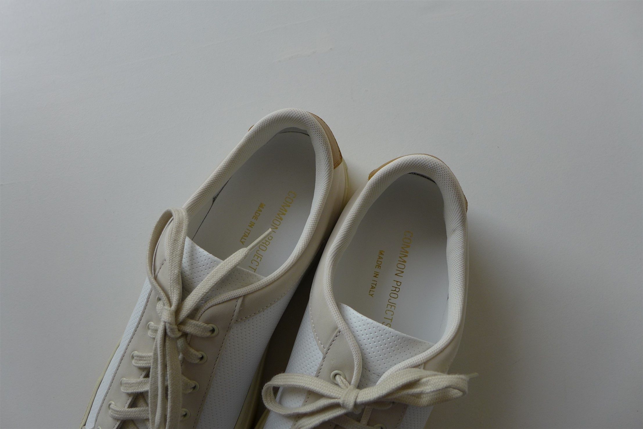 Common Projects Common Projects Retro 70s Sneakers - White Yellow Size US 8 / EU 41 - 4 Thumbnail
