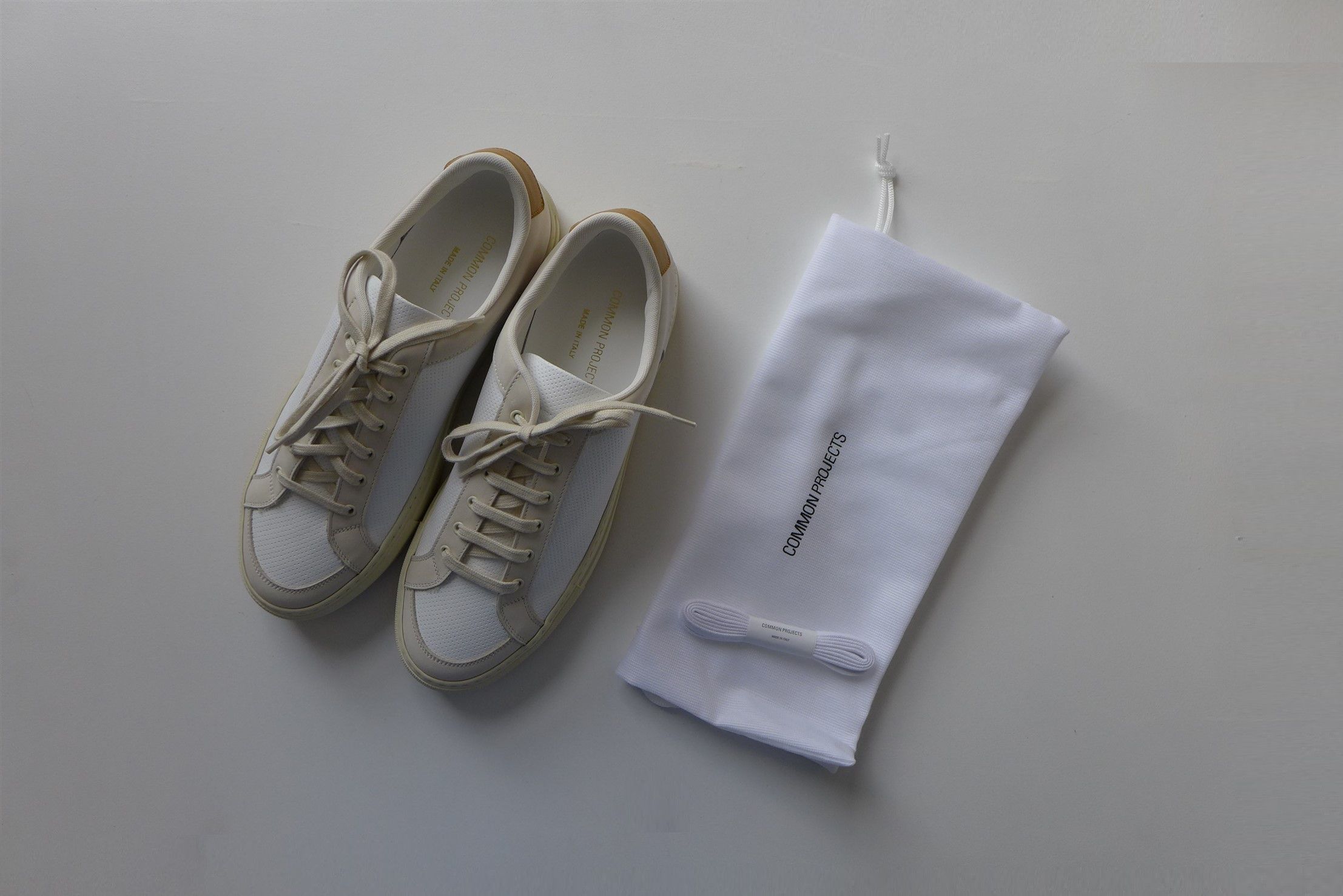 Common Projects Common Projects Retro 70s Sneakers - White Yellow Size US 8 / EU 41 - 10 Thumbnail