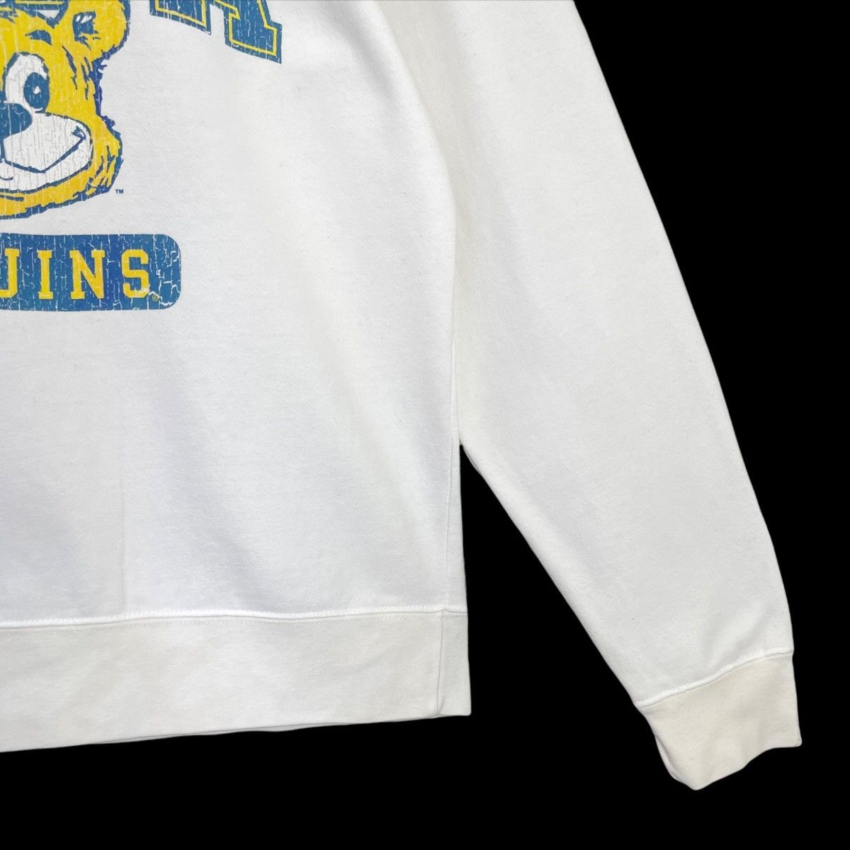 Vintage Vintage 90s UCLA Bruins Crewneck Sweatshirt Size M Size US M / EU 48-50 / 2 - 7 Thumbnail