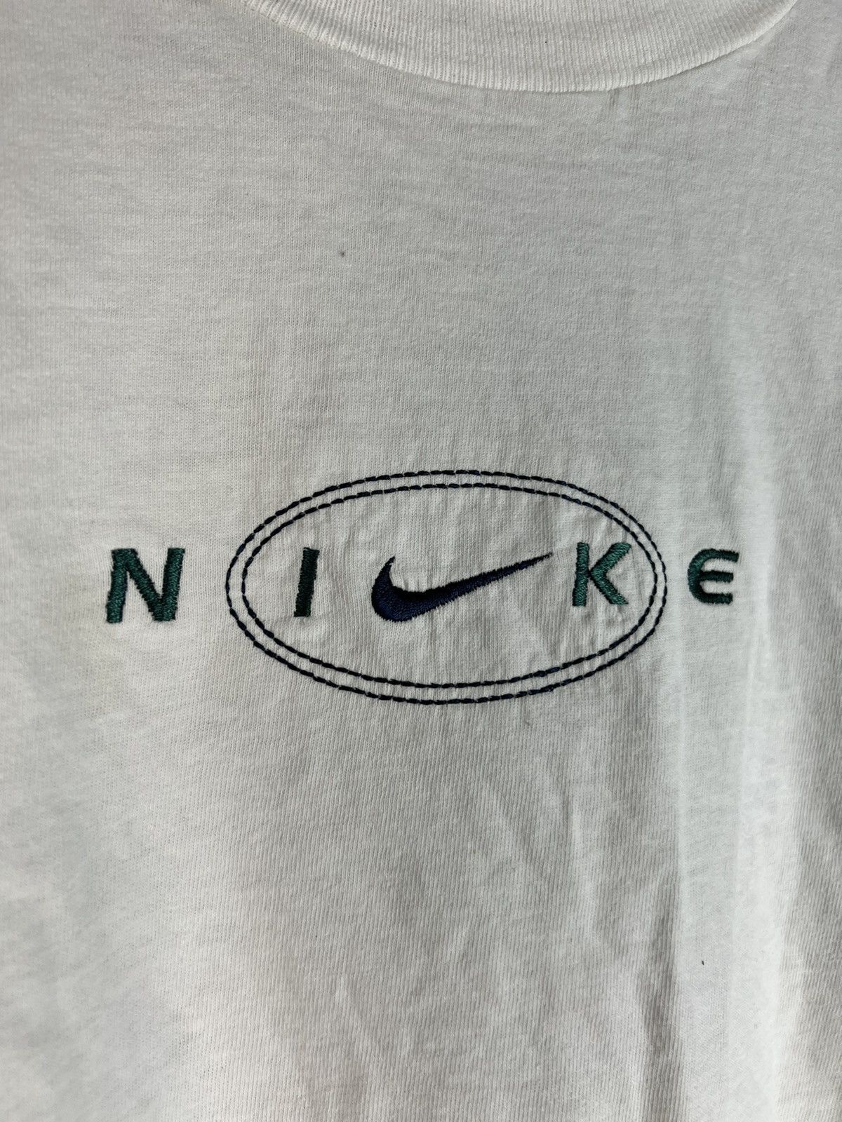 Nike Vintage 90s nike center swoosh tshirt Size US XL / EU 56 / 4 - 5 Thumbnail