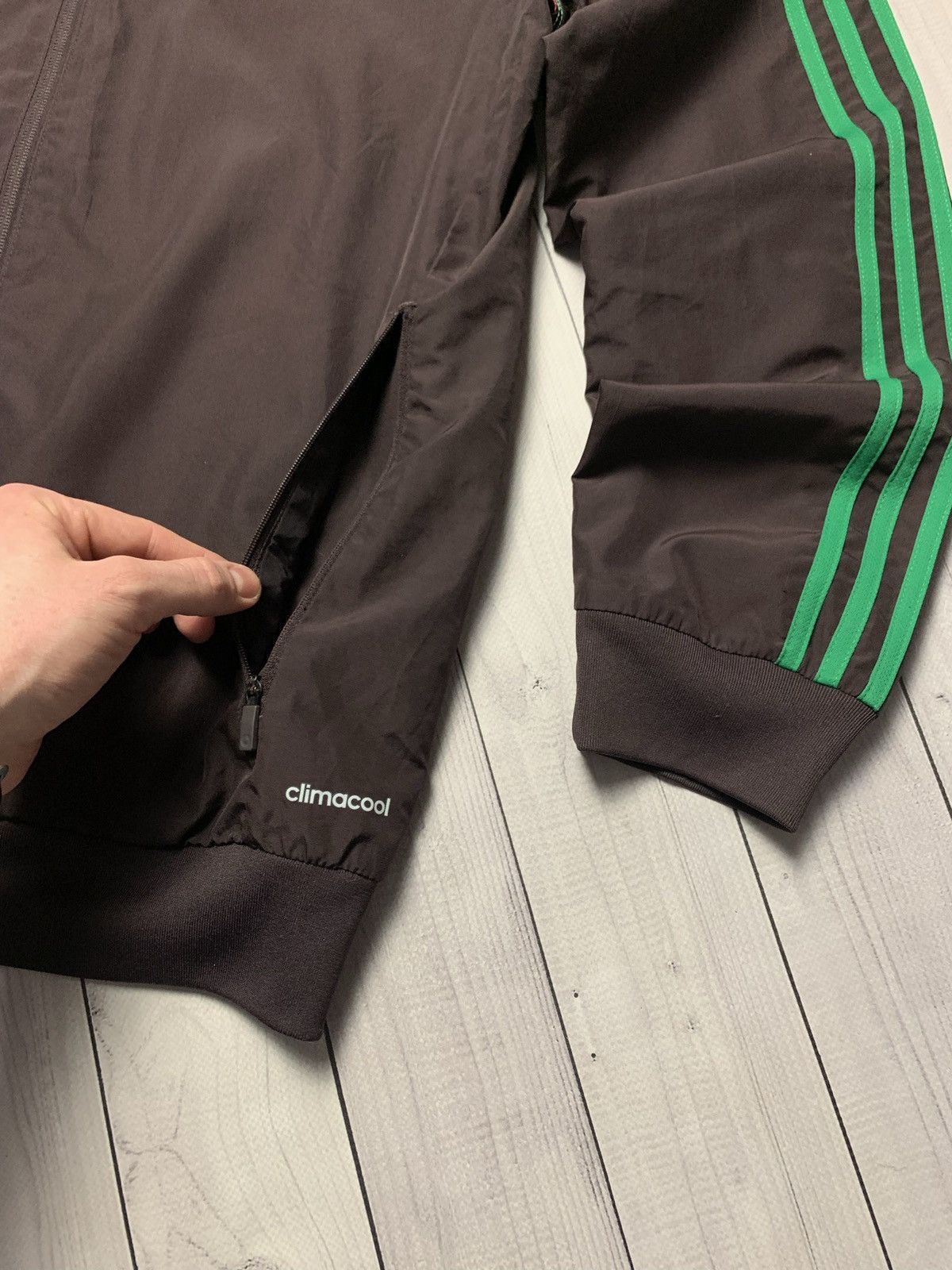 Adidas × Vintage Vintage AC Milan soccer track jacket adidas size S/M Size US S / EU 44-46 / 1 - 4 Thumbnail