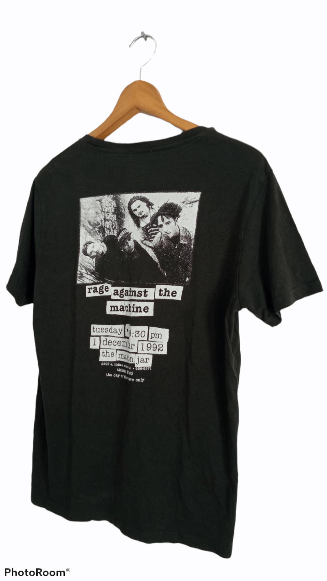Band Tees × Japanese Brand × Vintage 🔥🔥GU x Rage Against The Machine T-Shirt Size US M / EU 48-50 / 2 - 14 Thumbnail