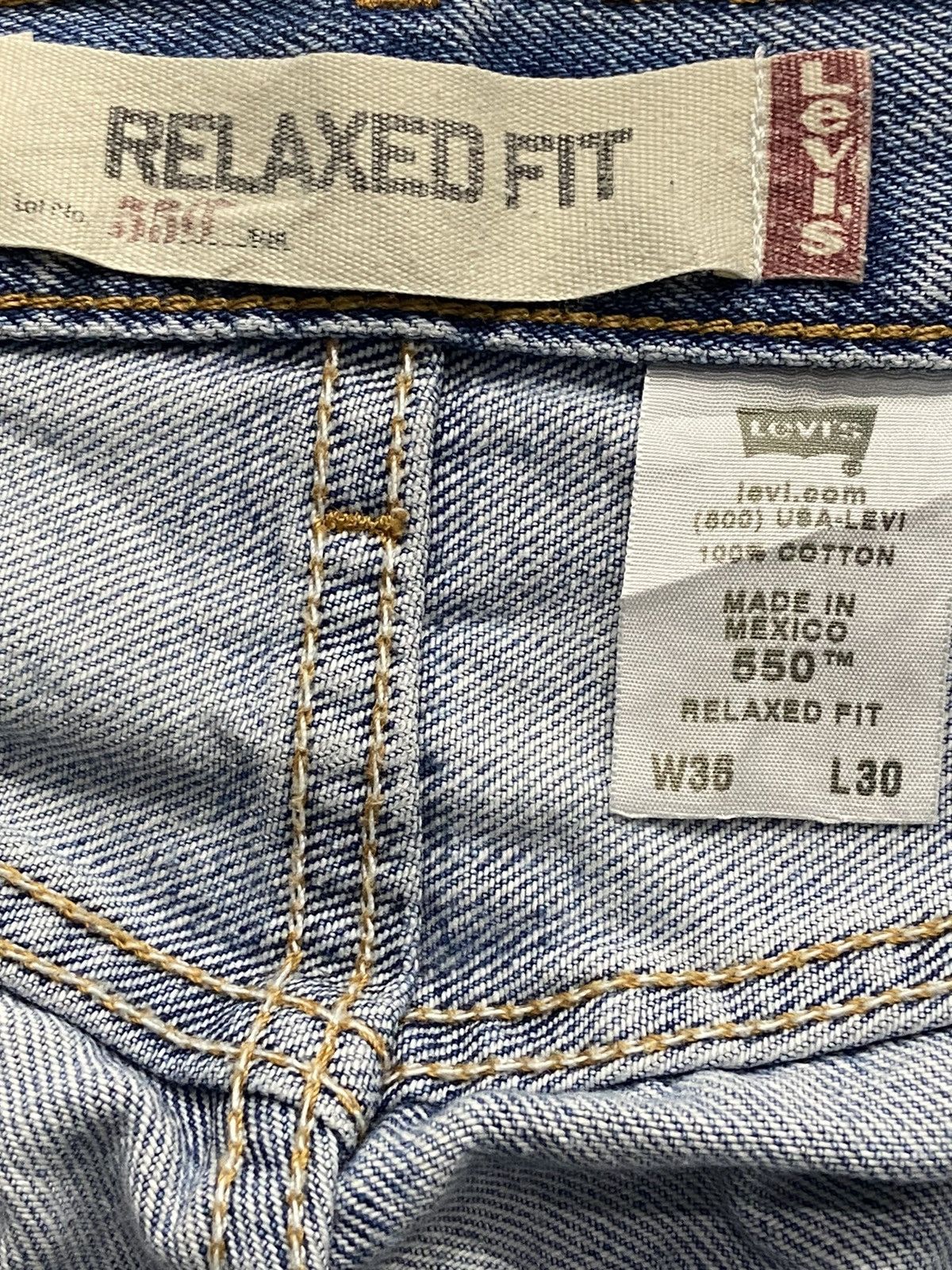 Levi's Vintage Levi’s 550 Light Wash Relaxed Fit Denim Pants Size US 36 / EU 52 - 19 Thumbnail