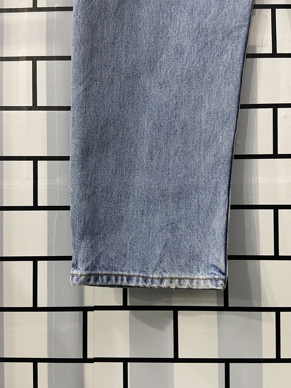 Levi's Vintage Levi’s 550 Light Wash Relaxed Fit Denim Pants Size US 36 / EU 52 - 12 Thumbnail