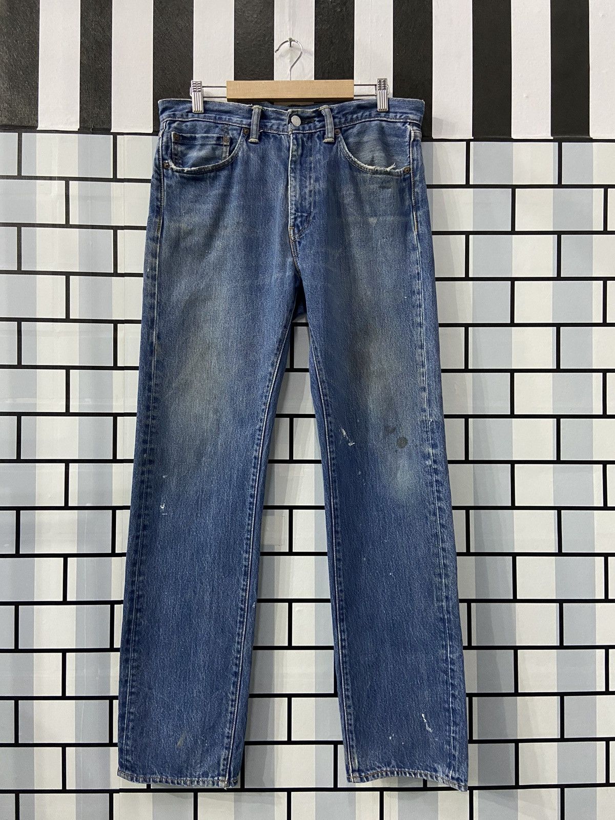 image of Levis x Vintage Levi’S 505 Faded Blue White Oak Cone Denim, Men's (Size 32)