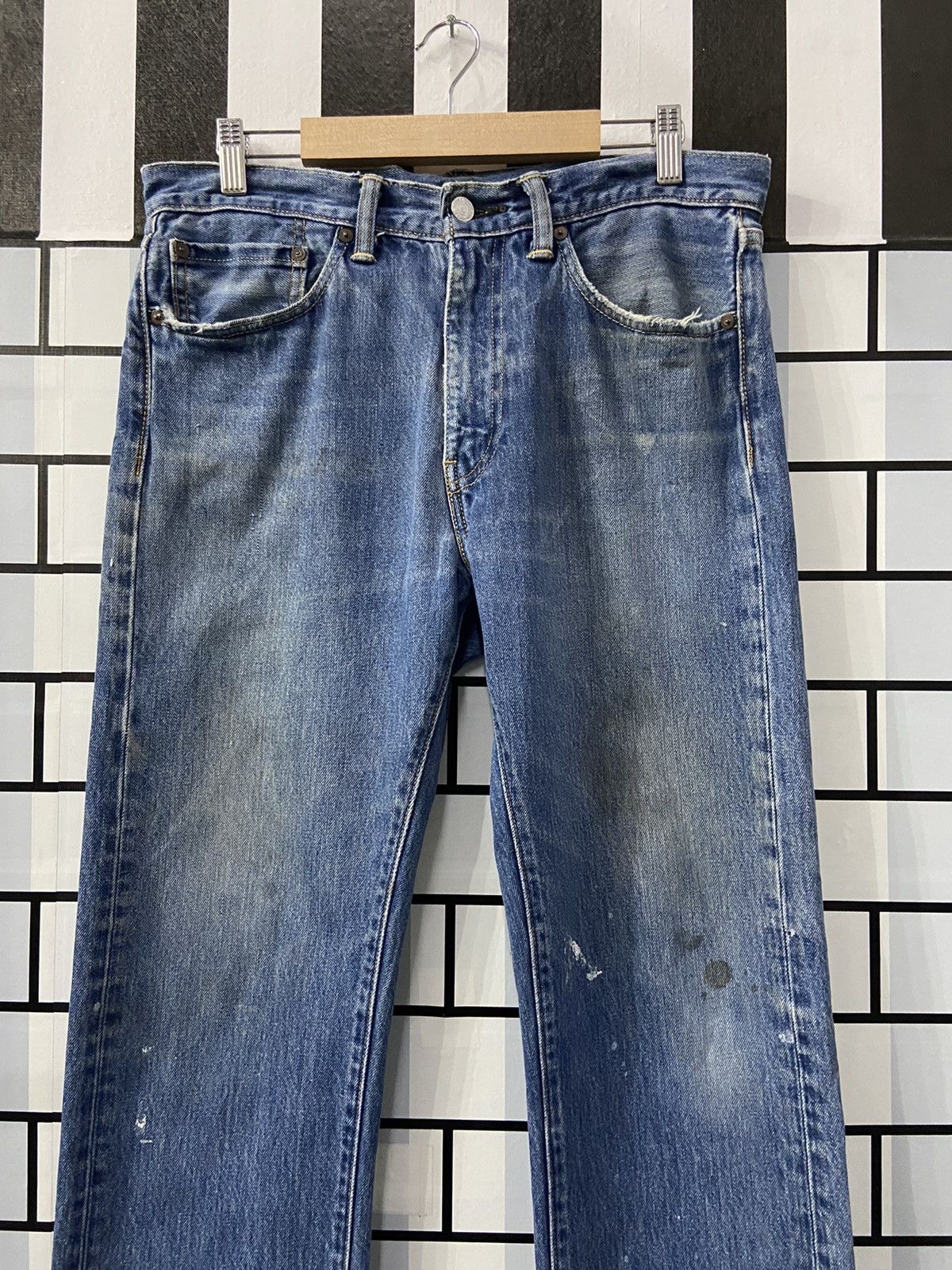 Levi's Vintage Levi’s 505 Faded Blue White Oak Cone Denim Size US 32 / EU 48 - 4 Thumbnail