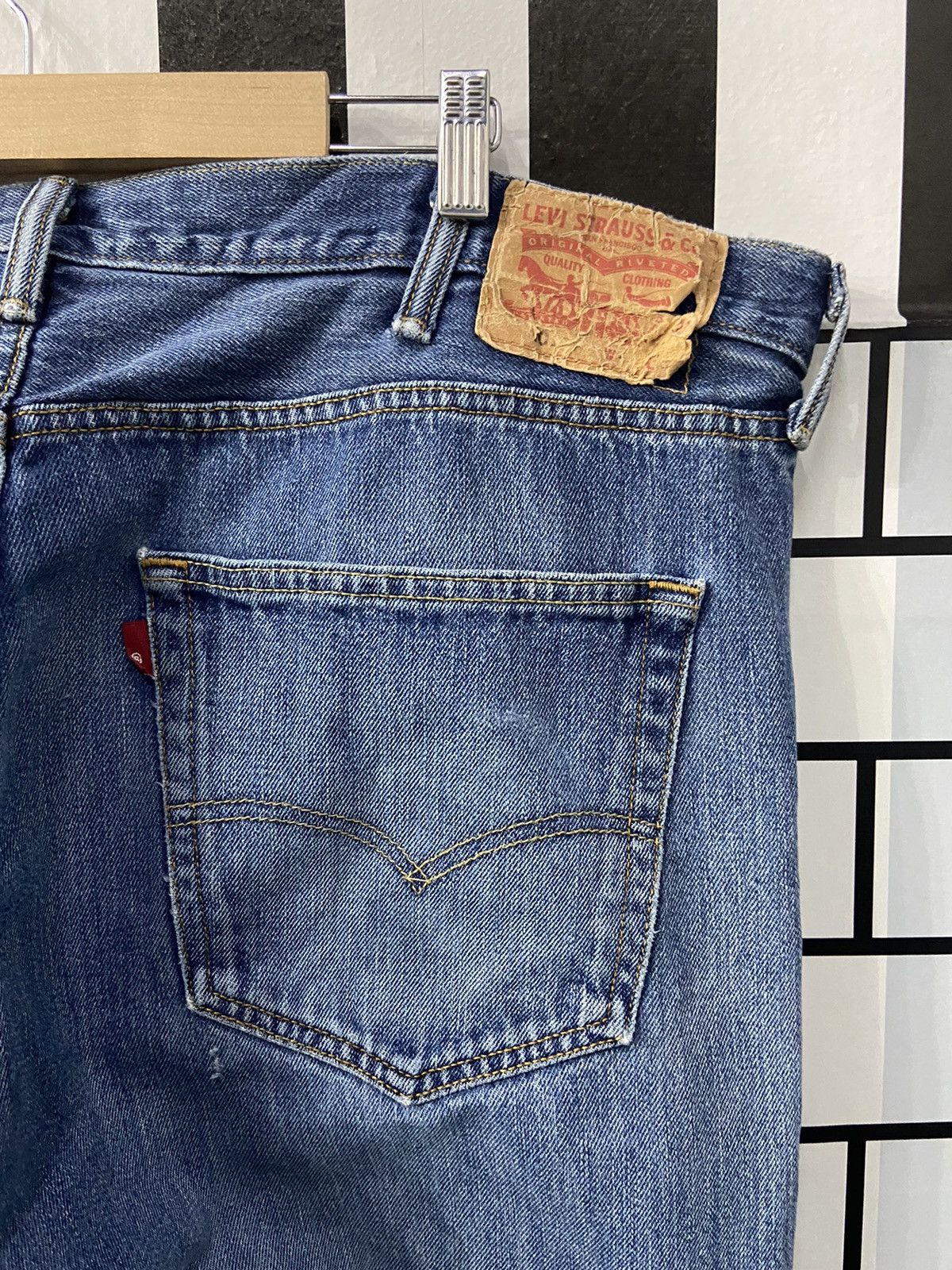 Levi's Vintage Levi’s 501 Distressed Blue Wash Single R Denim Pants Size US 41 - 17 Thumbnail