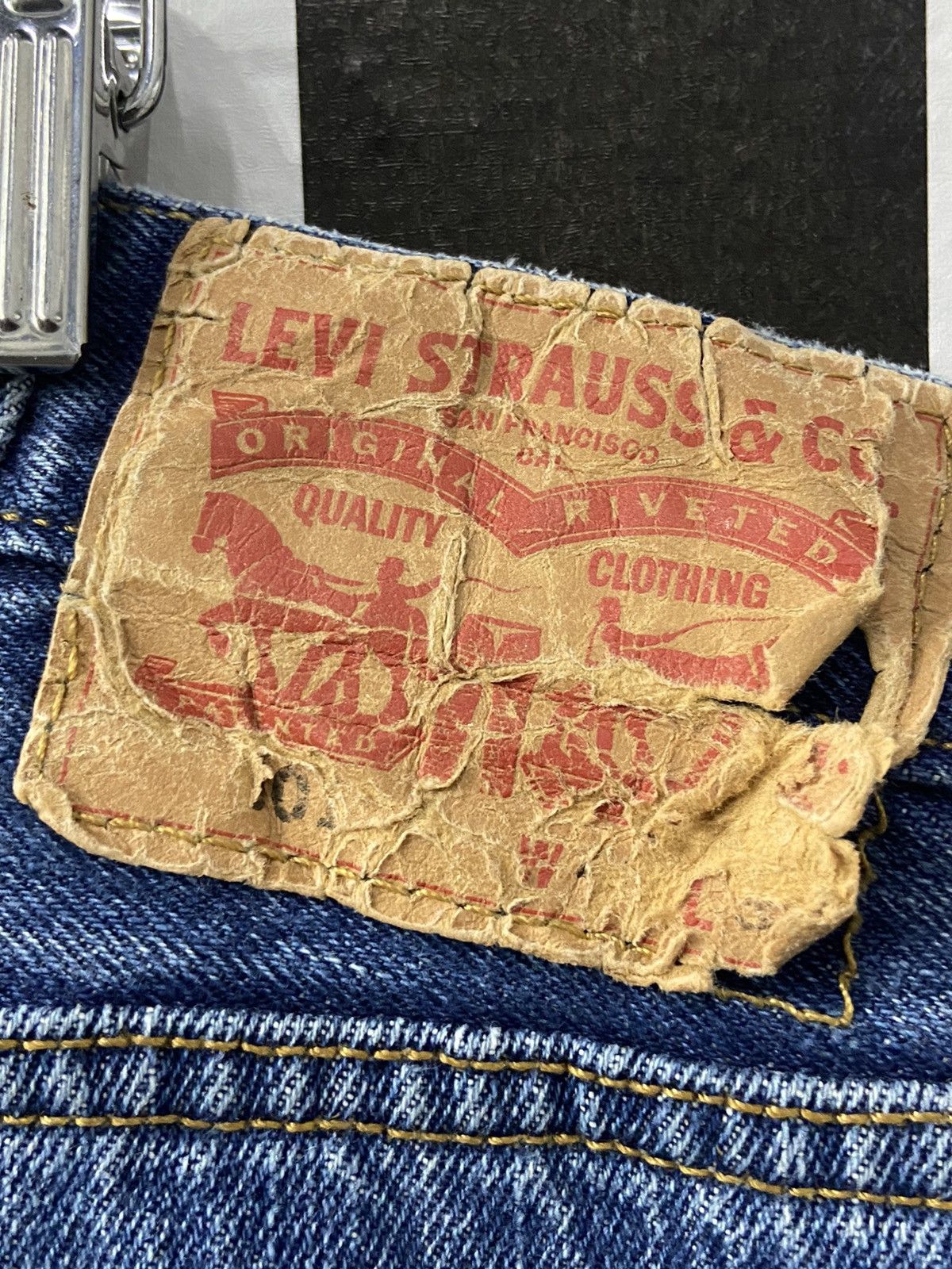 Levi's Vintage Levi’s 501 Distressed Blue Wash Single R Denim Pants Size US 41 - 19 Thumbnail