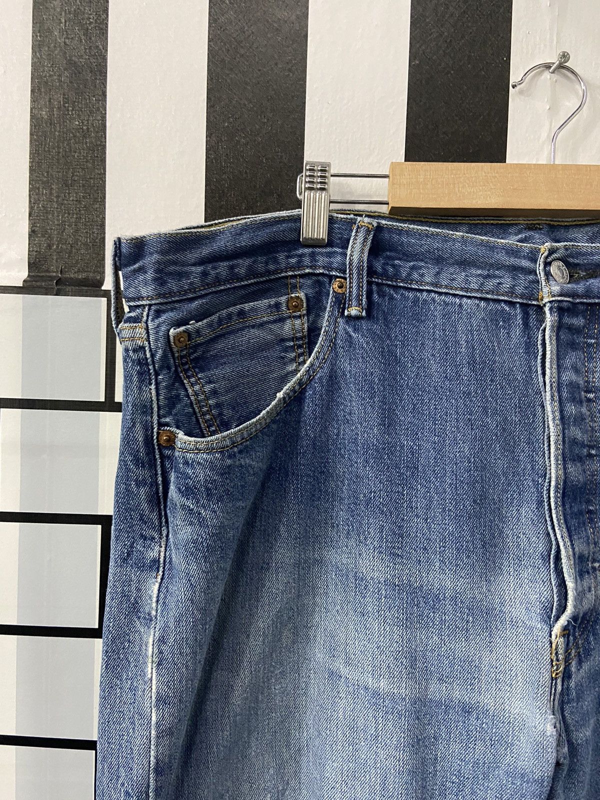 Levi's Vintage Levi’s 501 Distressed Blue Wash Single R Denim Pants Size US 41 - 10 Thumbnail