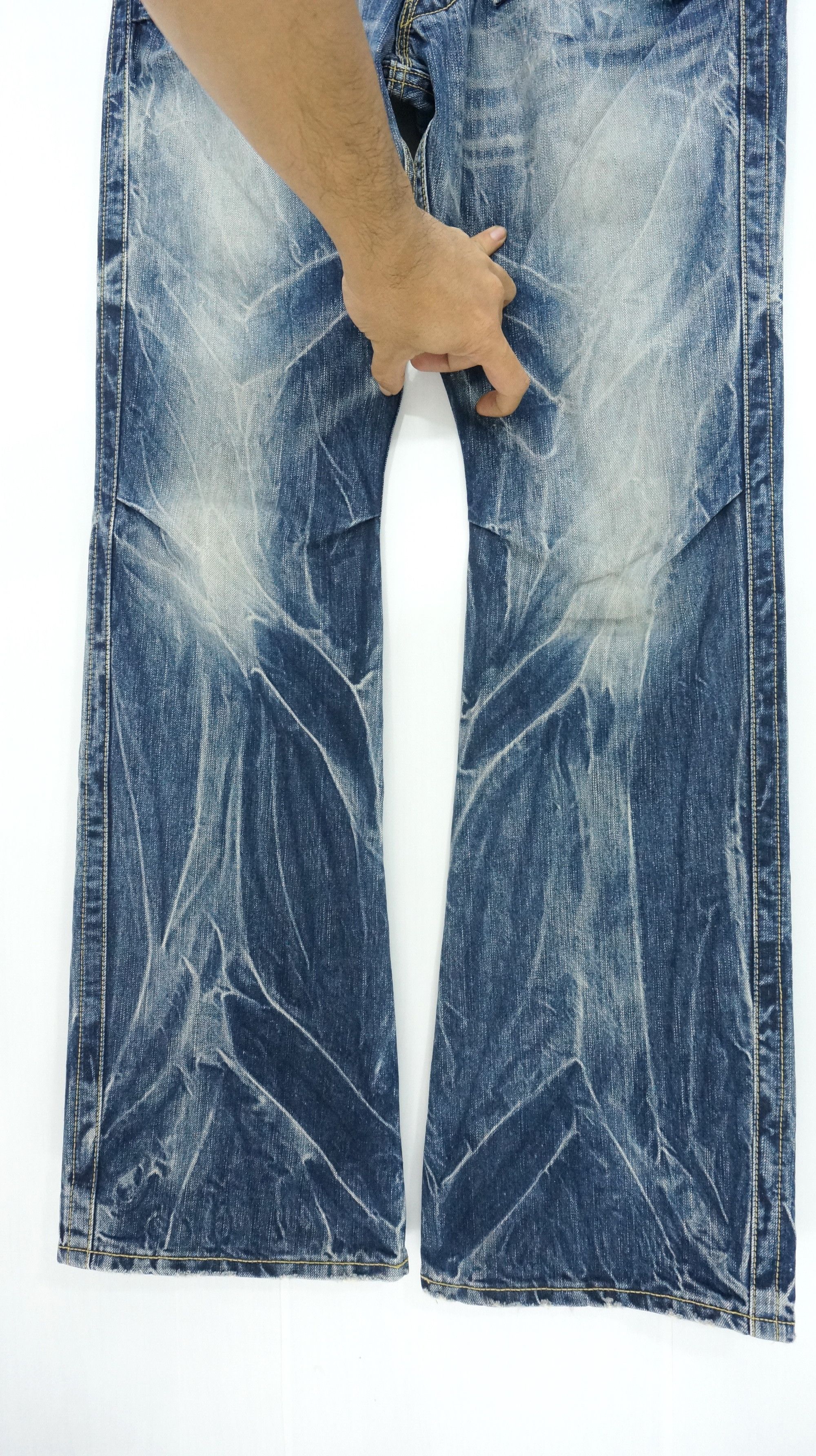 Hysteric Glamour × Tornado Mart × Vintage 🔥Fire Flare🔥 BLUEWAY Nippon Made Vintage Acid Wash Jeans Size US 32 / EU 48 - 8 Thumbnail
