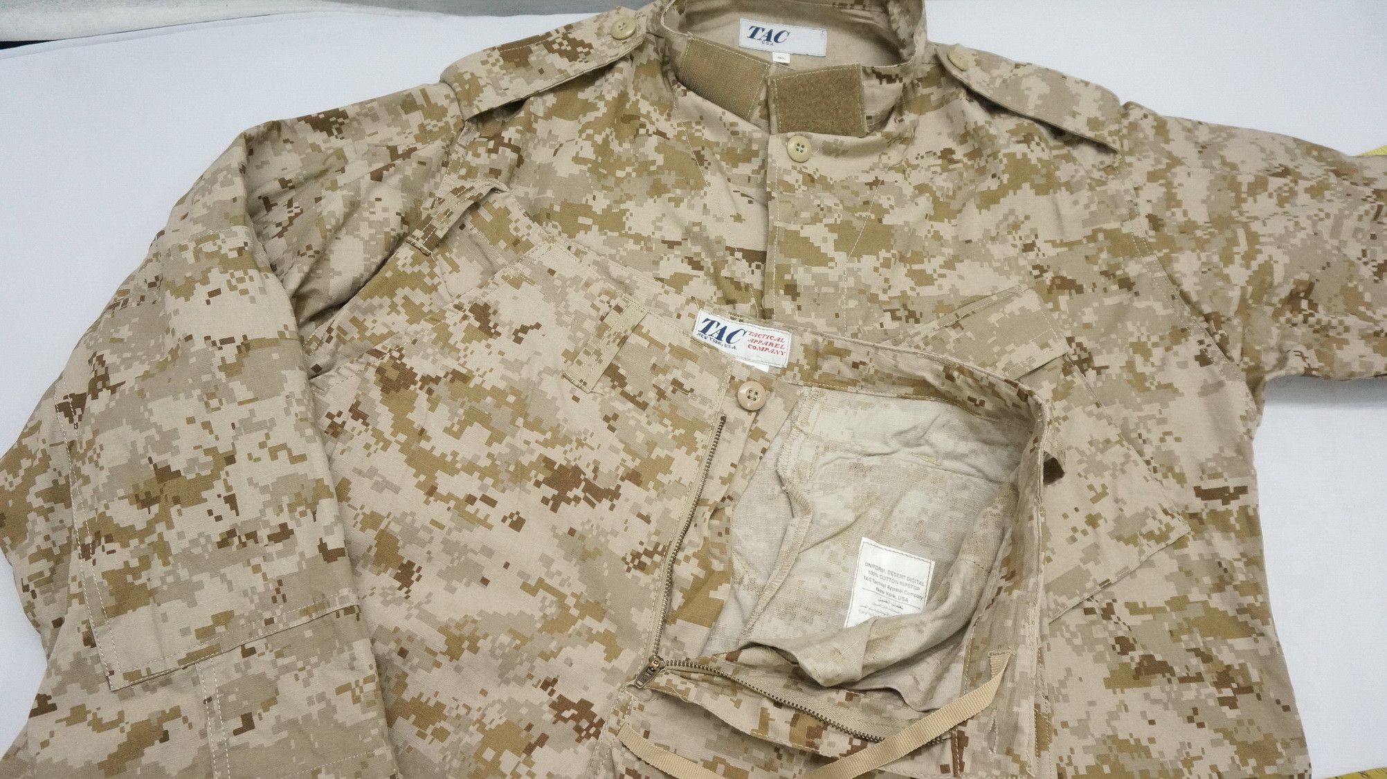 Other Rare! Tactical Apparel Company NY Desert Digital Camo Suit Size US 30 / EU 46 - 4 Thumbnail