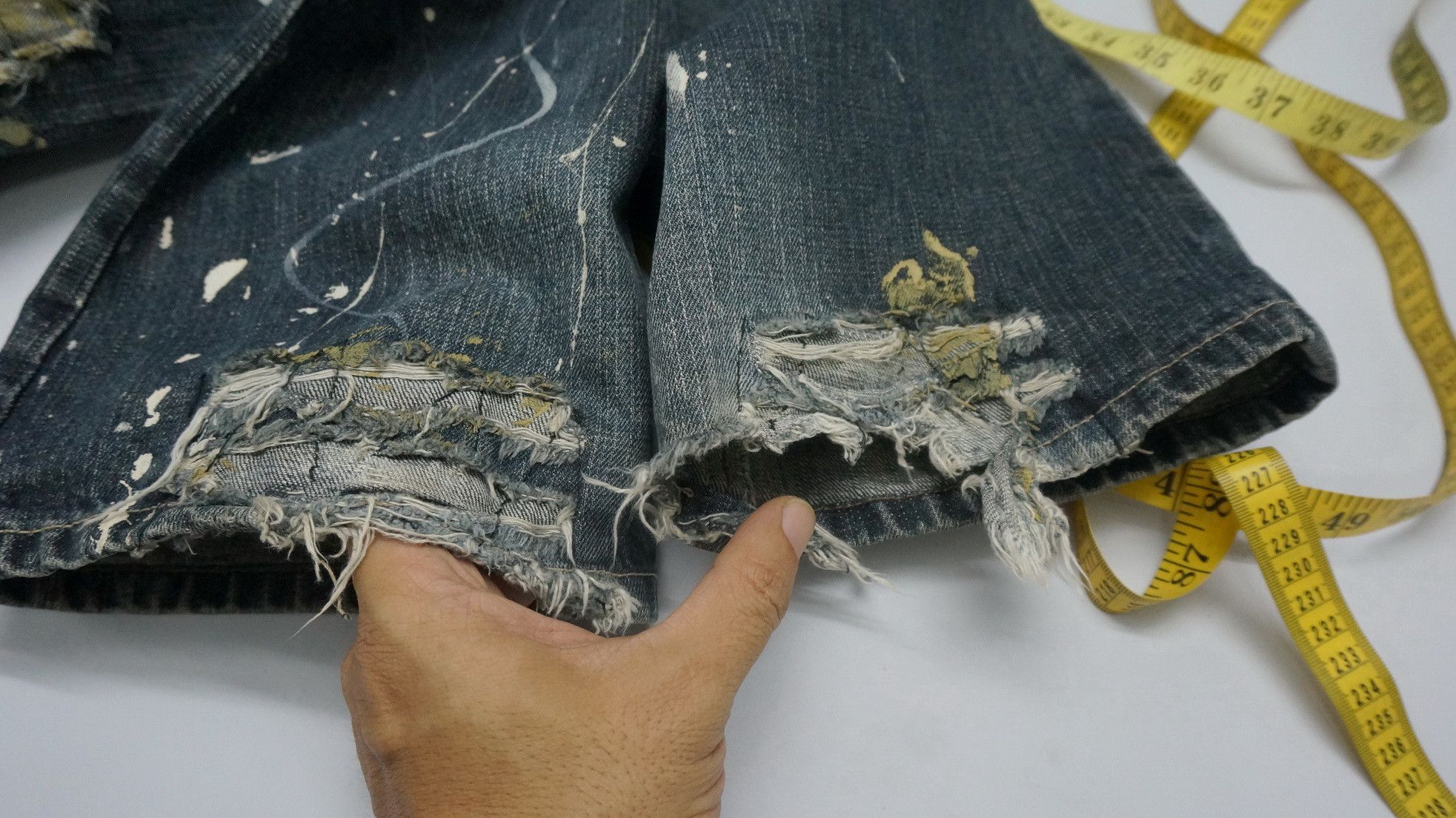 Japanese Brand SickVtg! DOLL Jeans Japan Distressed Fake Mud Worn Out Size US 28 / EU 44 - 24 Thumbnail