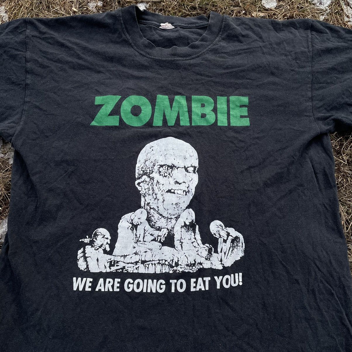 Vintage Vintage 90s Zombie Horror Graphic Tee Faded Black Grunge M Size US M / EU 48-50 / 2 - 2 Thumbnail